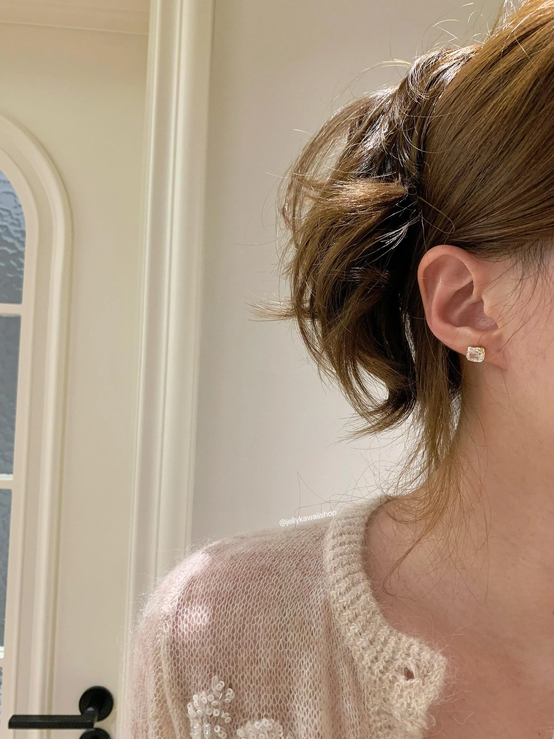 Hellokitty Shaped Rhinestone Cute Earrings 2PCS