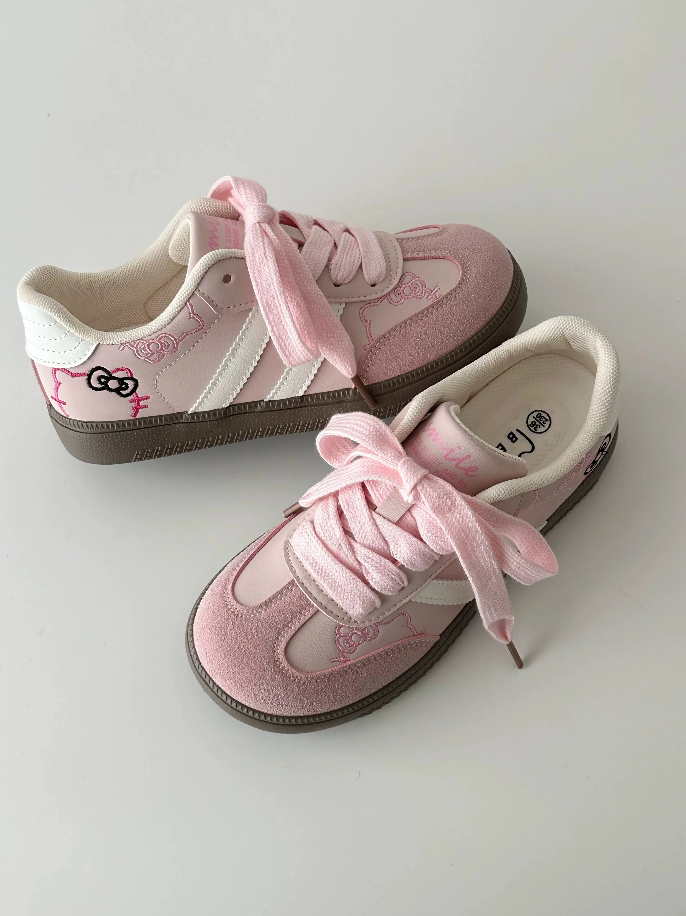 Hellokitty Embroidery Cute Sneakers Casual Fashion Comfortable Classic Shoes
