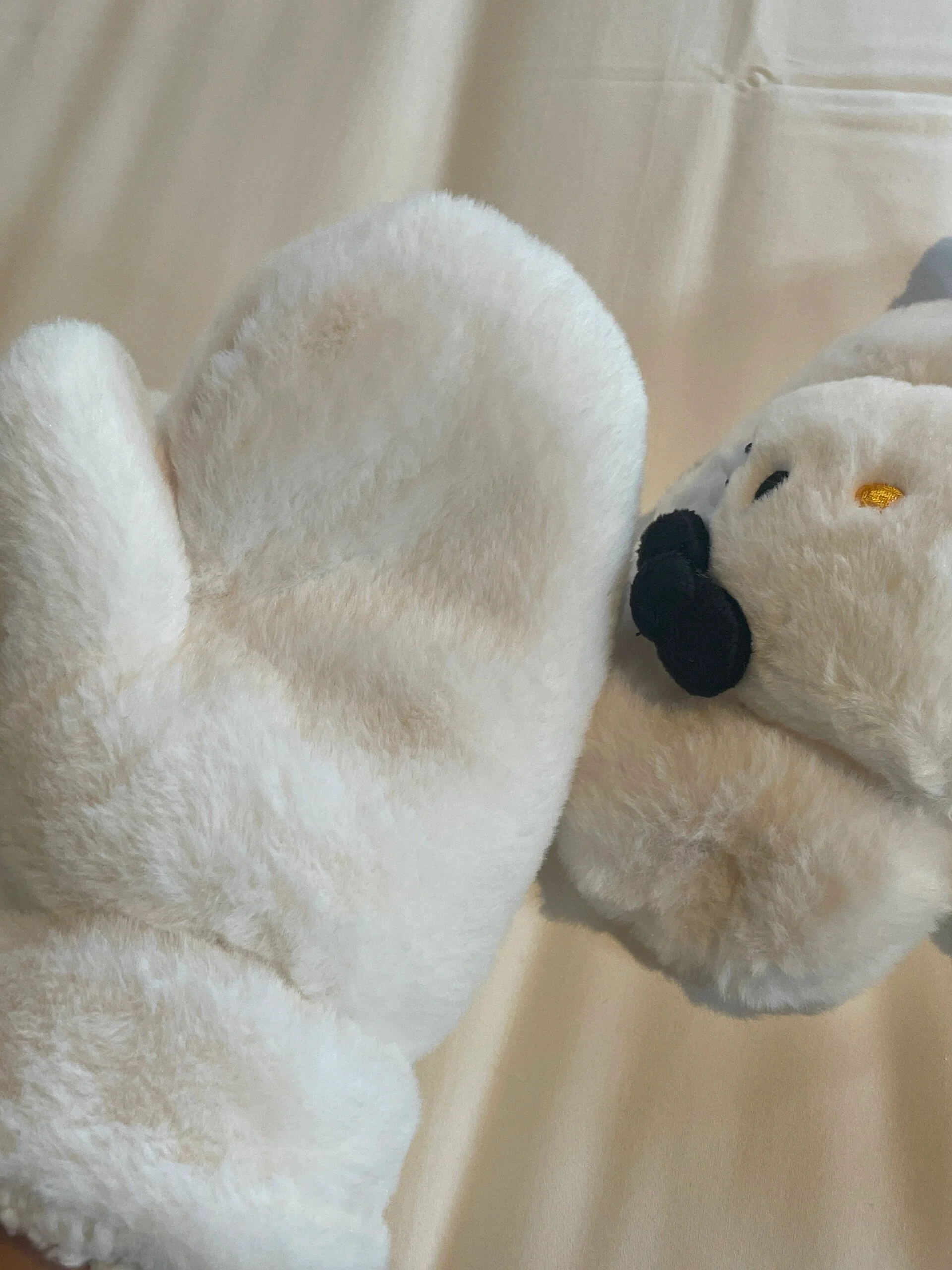 KT Cute Full Finger Gloves Fluffy Plush Winter Warm Mittens Hand Warmer for Women Teenager Girls