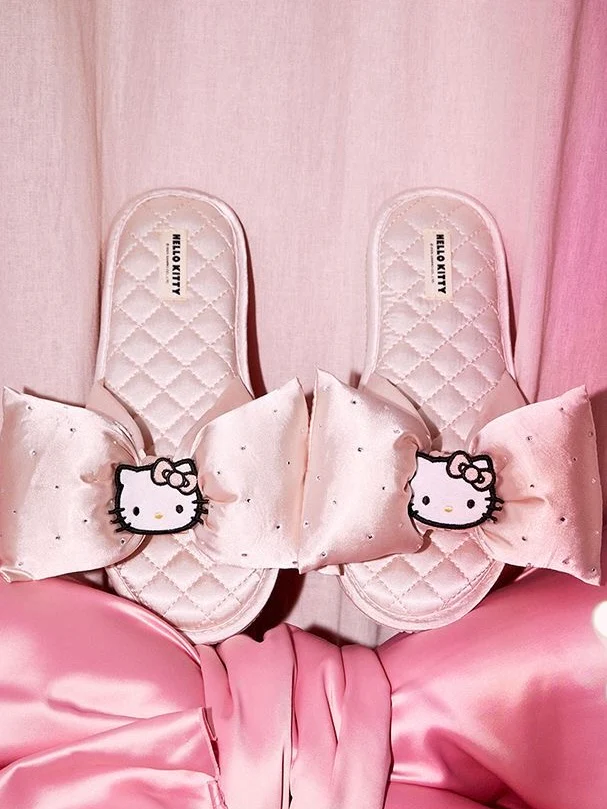 Hellokitty Pink Bowtie House Slippers Indoor Slippers for Women