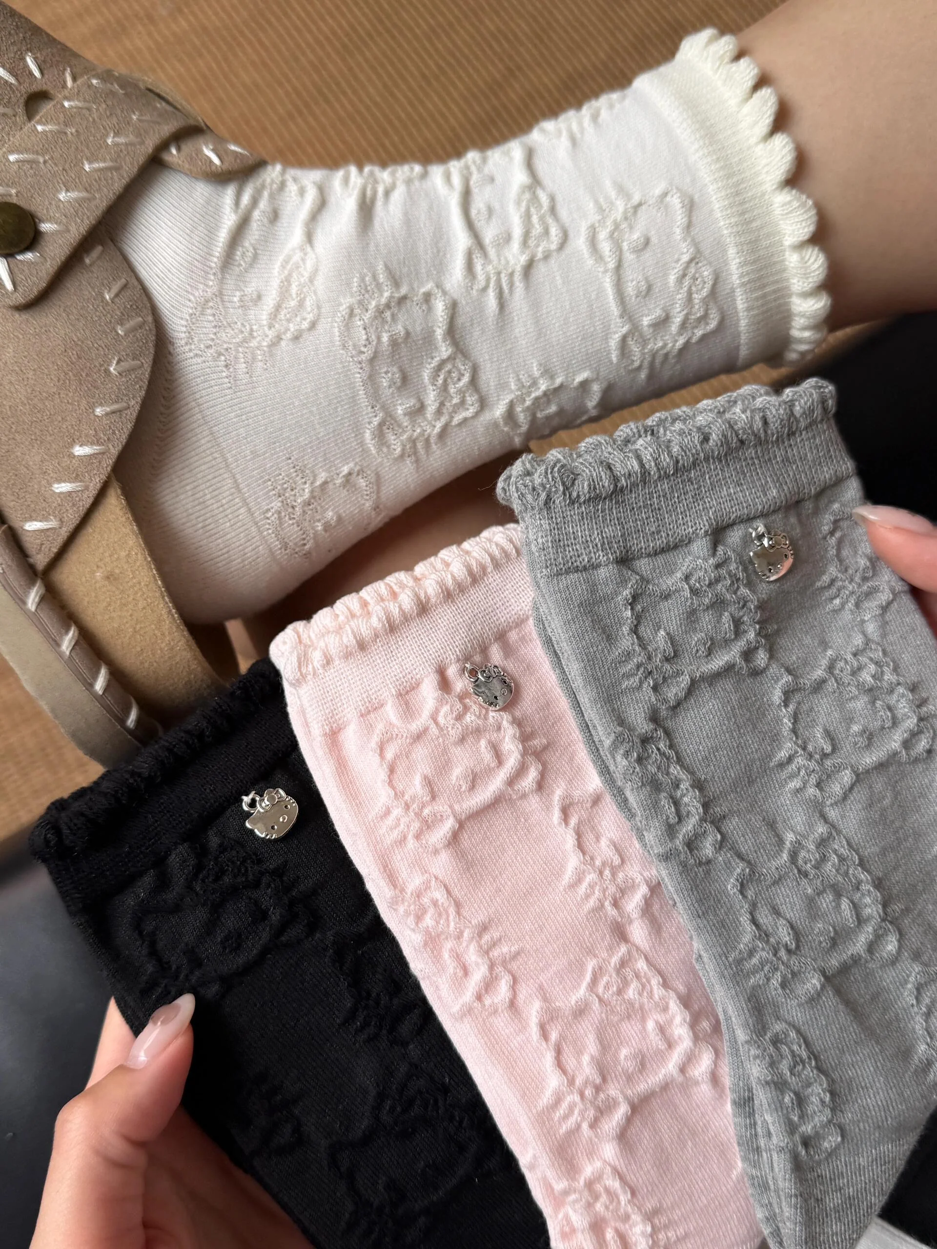 Hellokitty Pendant Accessories Socks Mid-calf Socks Embossed Lace Pile Socks Sweat-absorbent Cotton Socks