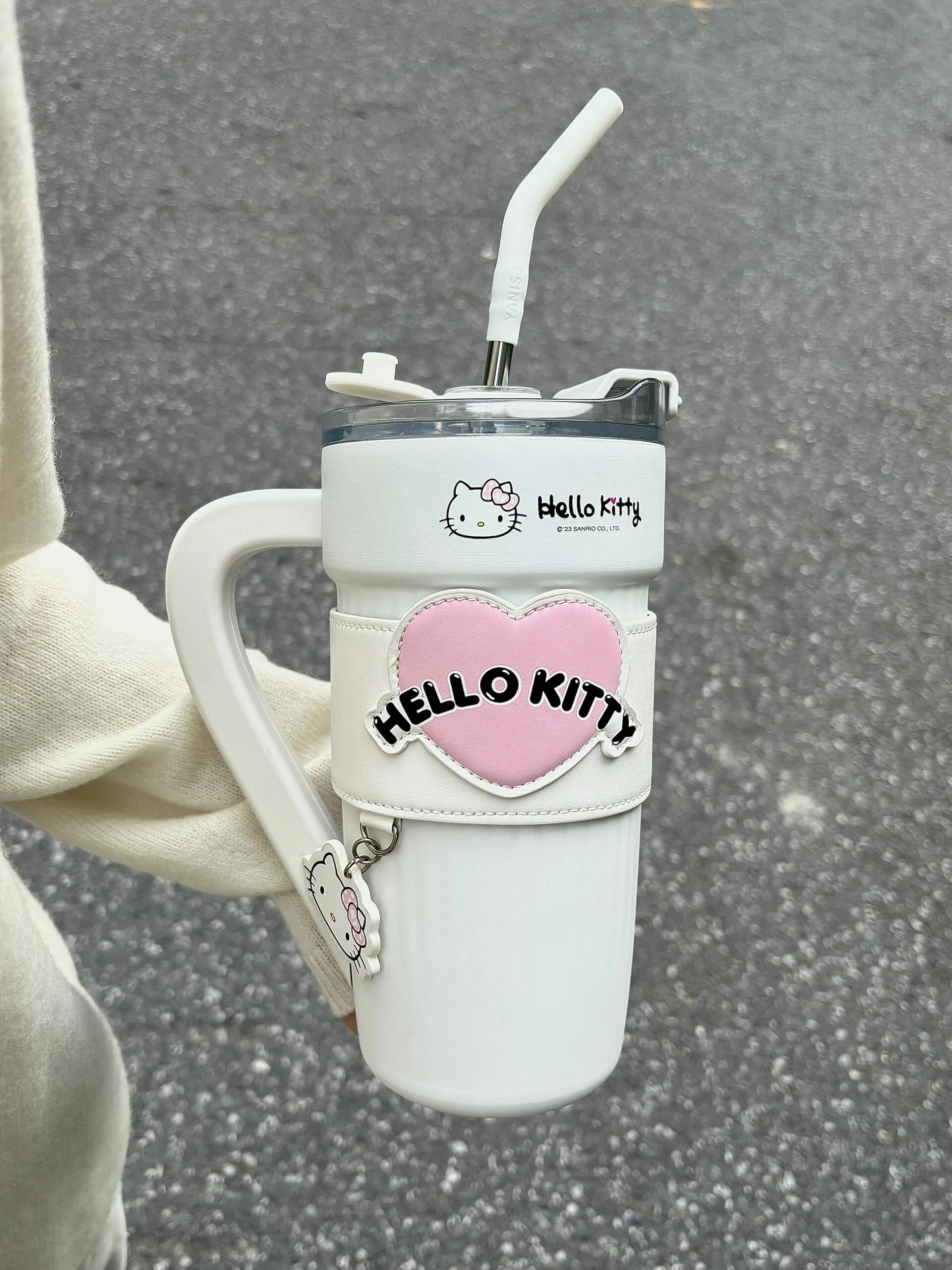 Sanrio 40 oz Tumbler with Handle & Carrier Bag, Stainless Steel Insulated Cup with Lid & Straw Gym Water Bottle Cupholder Friendly Women Travel Mug with Sleeve Holder