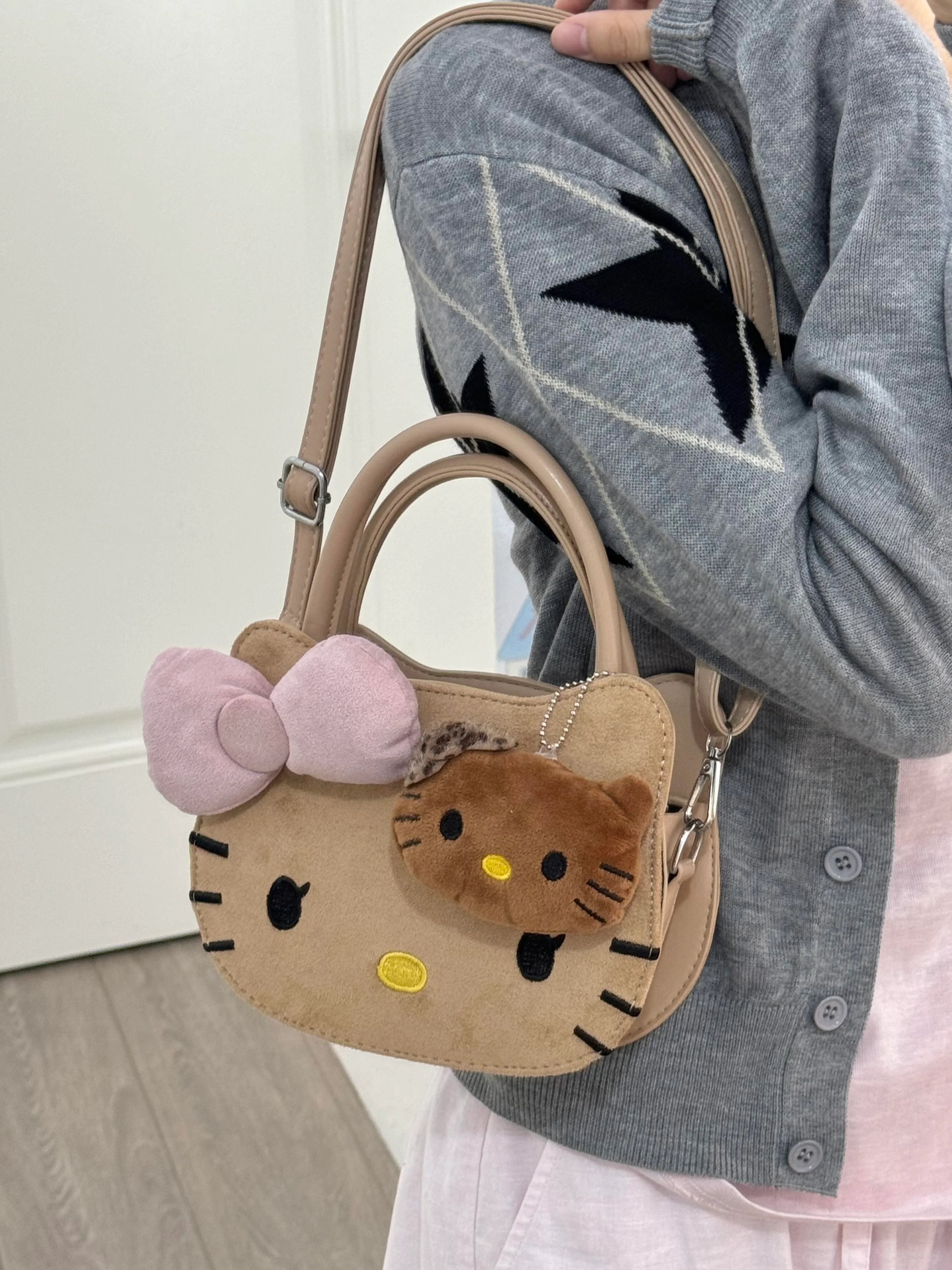 Hellokitty Shaped Brown Suede Tote Bag Handbag With Hellokitty Charm