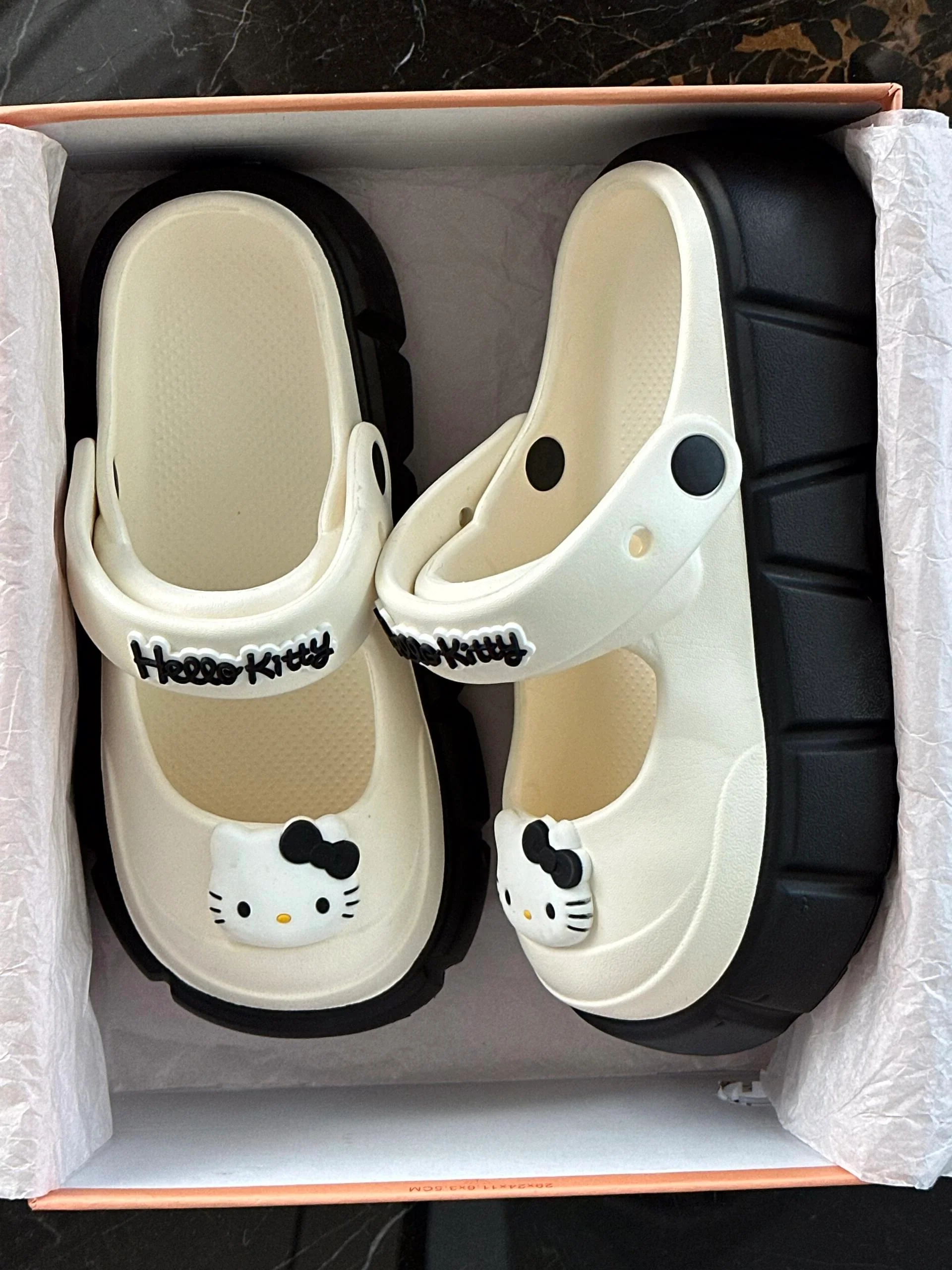 Hello Kitty Clogs Slip on Water Shoes Casual Summer Sandals for Girls