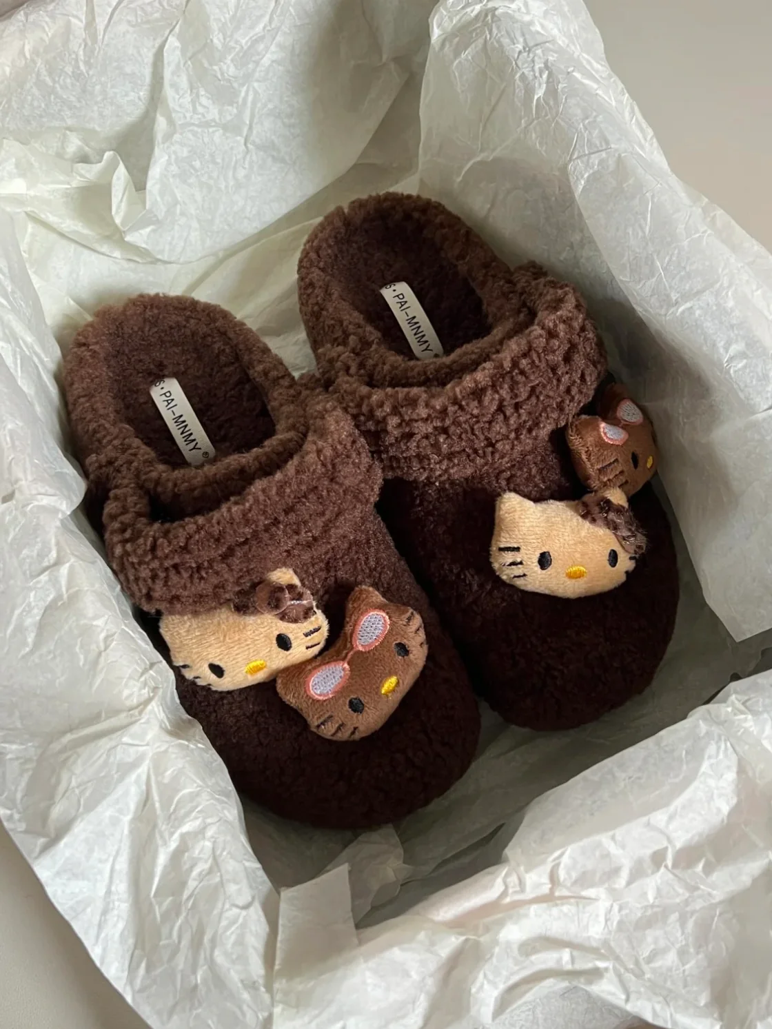 Hellokitty Fuzzy Plush Clogs Fluffy Winter House Shoes Indoor and Outdoor