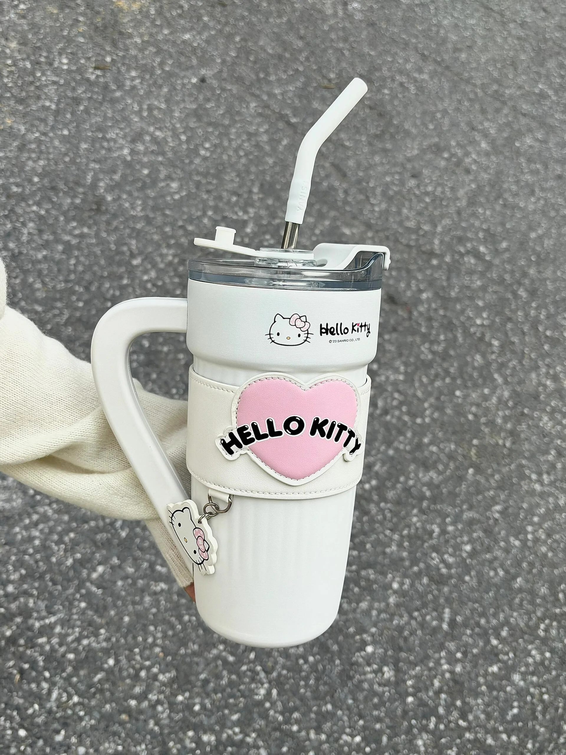 Sanrio 40 oz Tumbler with Handle & Carrier Bag, Stainless Steel Insulated Cup with Lid & Straw Gym Water Bottle Cupholder Friendly Women Travel Mug with Sleeve Holder