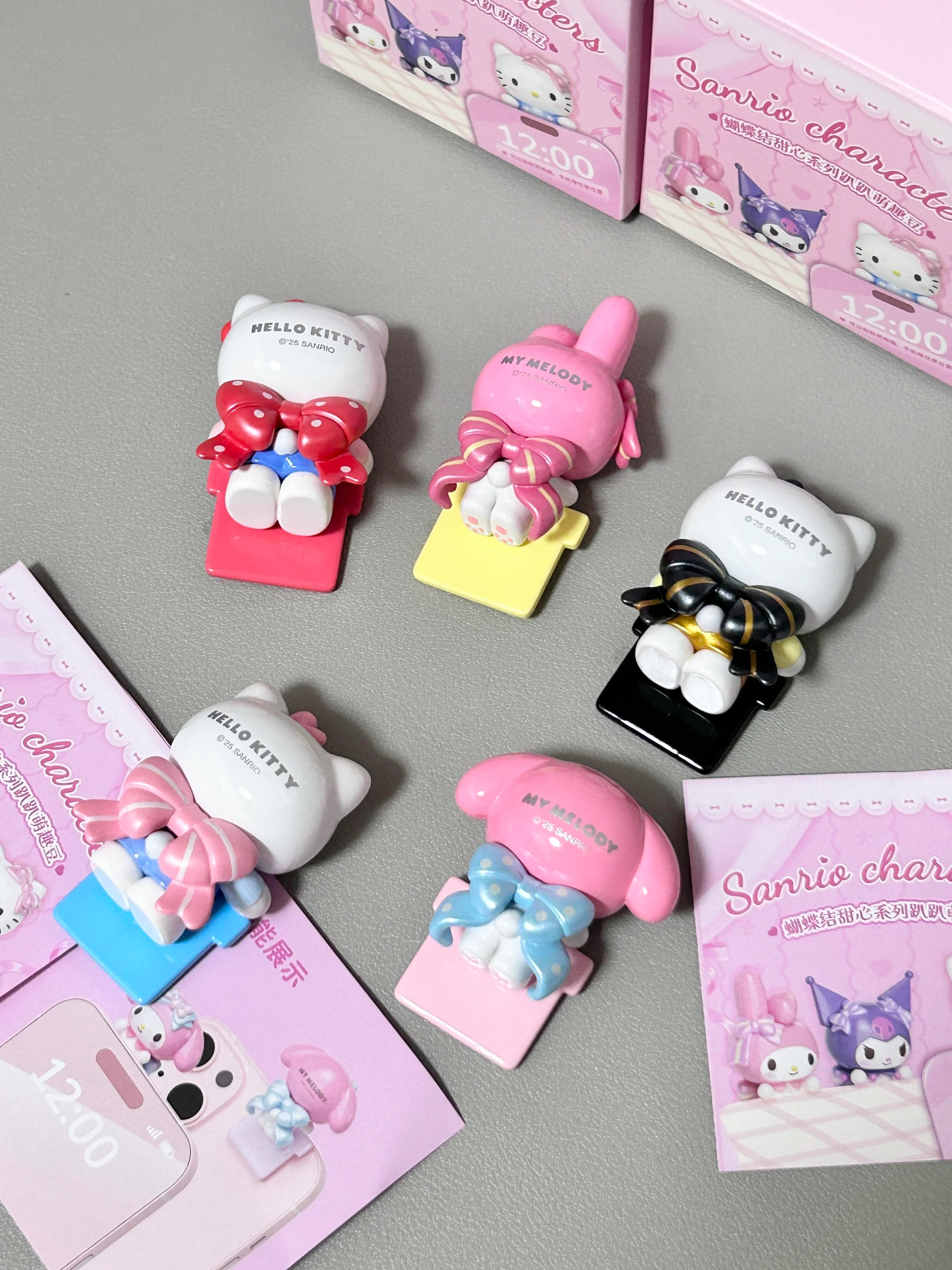 Sanrio Hippers Mini Figure Bowtie Sweetheart Party Blind Box