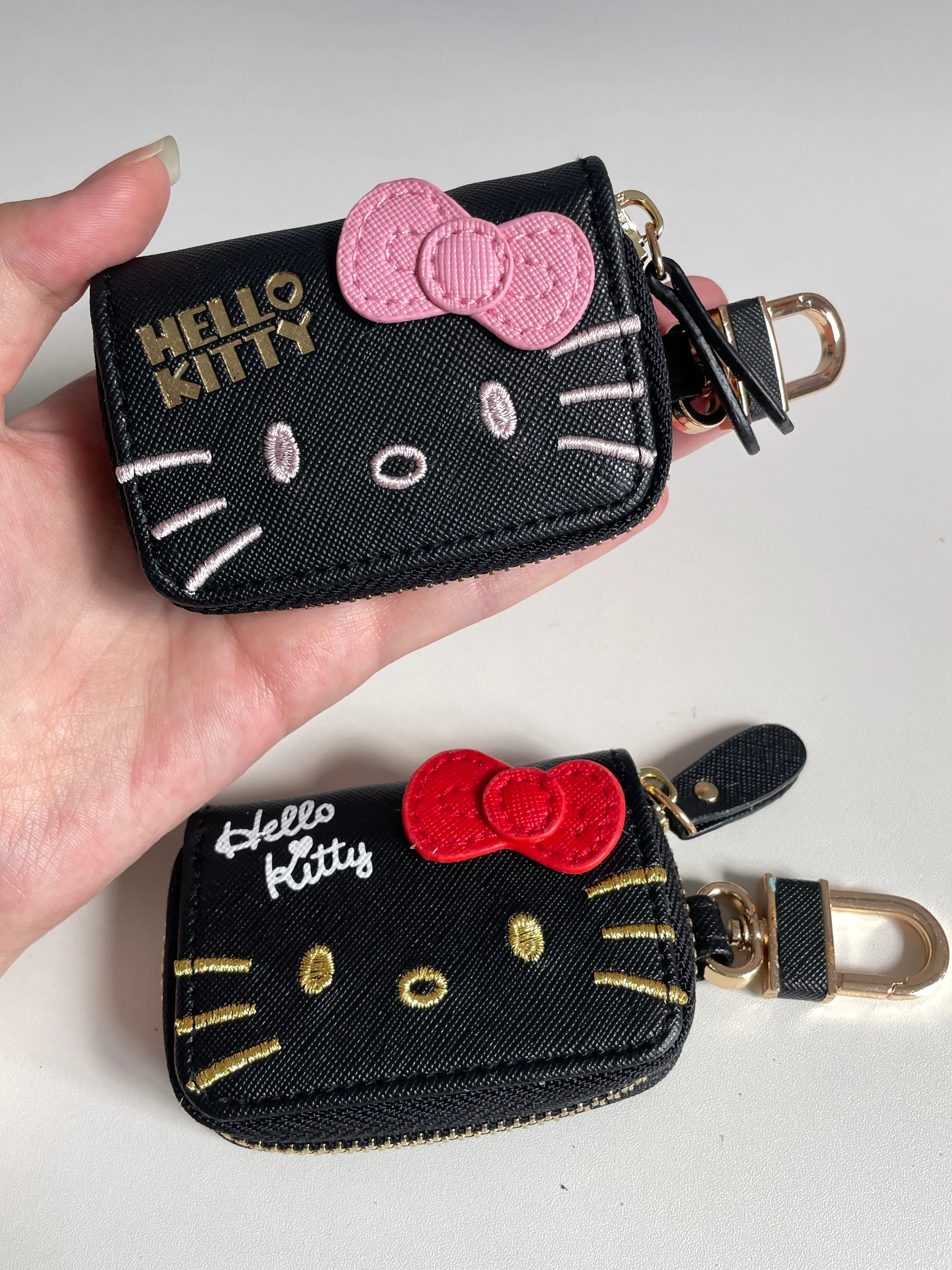 Hellokitty Cute Car Key Case for Girls and Women, Genuine Leather Embroidered Car Smart Key Chain Keychain Holder