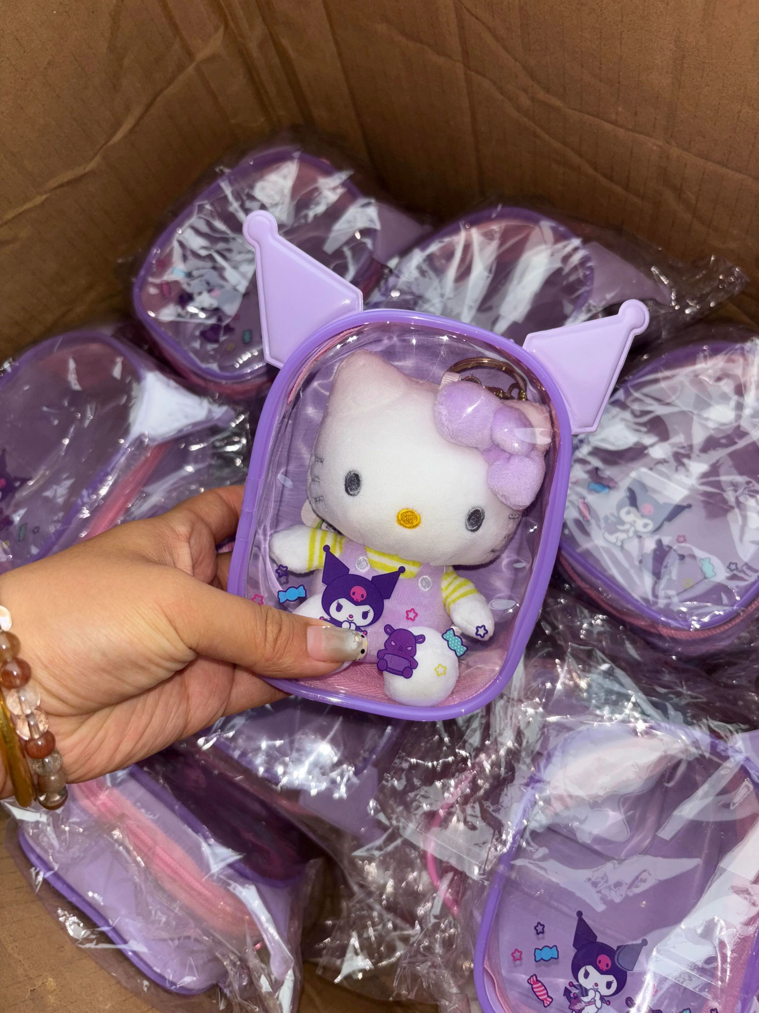 Sanrio Clear Figure Display Bag with Keychain Portable Small Doll Storage Hanging Blind Boxes Organizer Zipper Closure Dustproof Collectibles Case