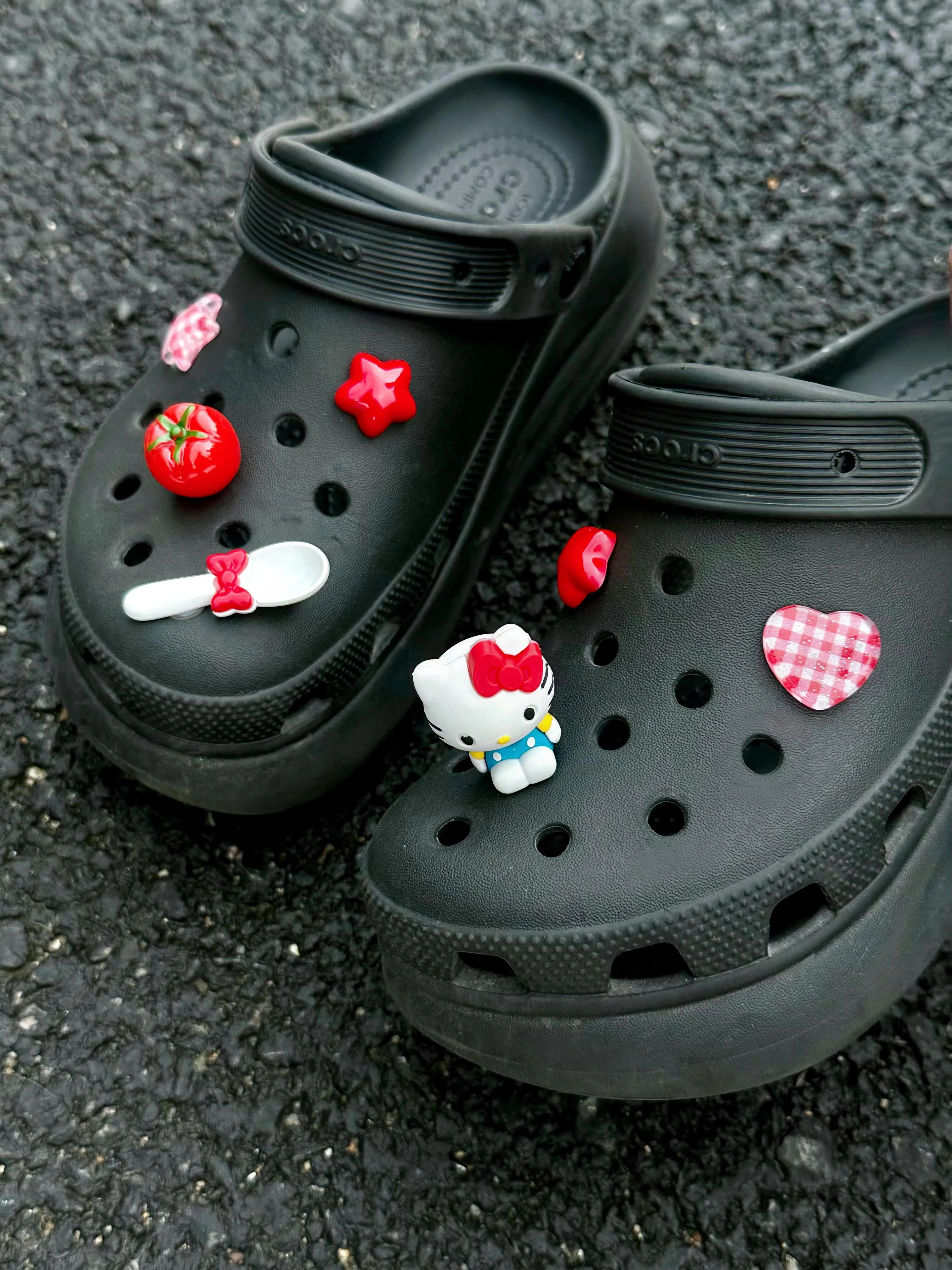 Hellokitty Charms Cute Pack Pins Shoe Decoration Croc Accessories for Croc Bags Clogs Slides