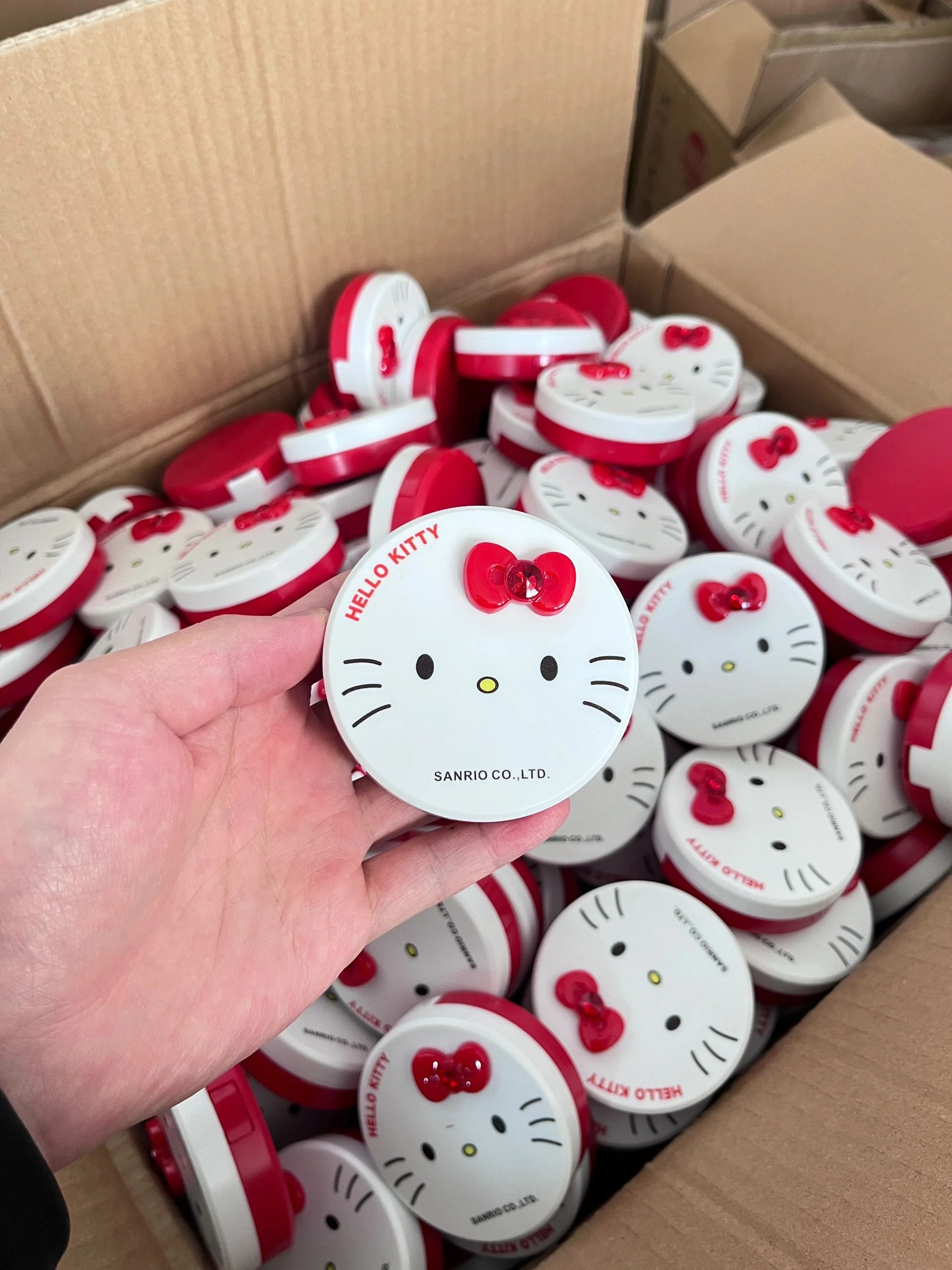 KT Contact Lens Case, Travel Solution Organizer Cases With Stick Tool Set Portable Cute Eye Contact Lens Case