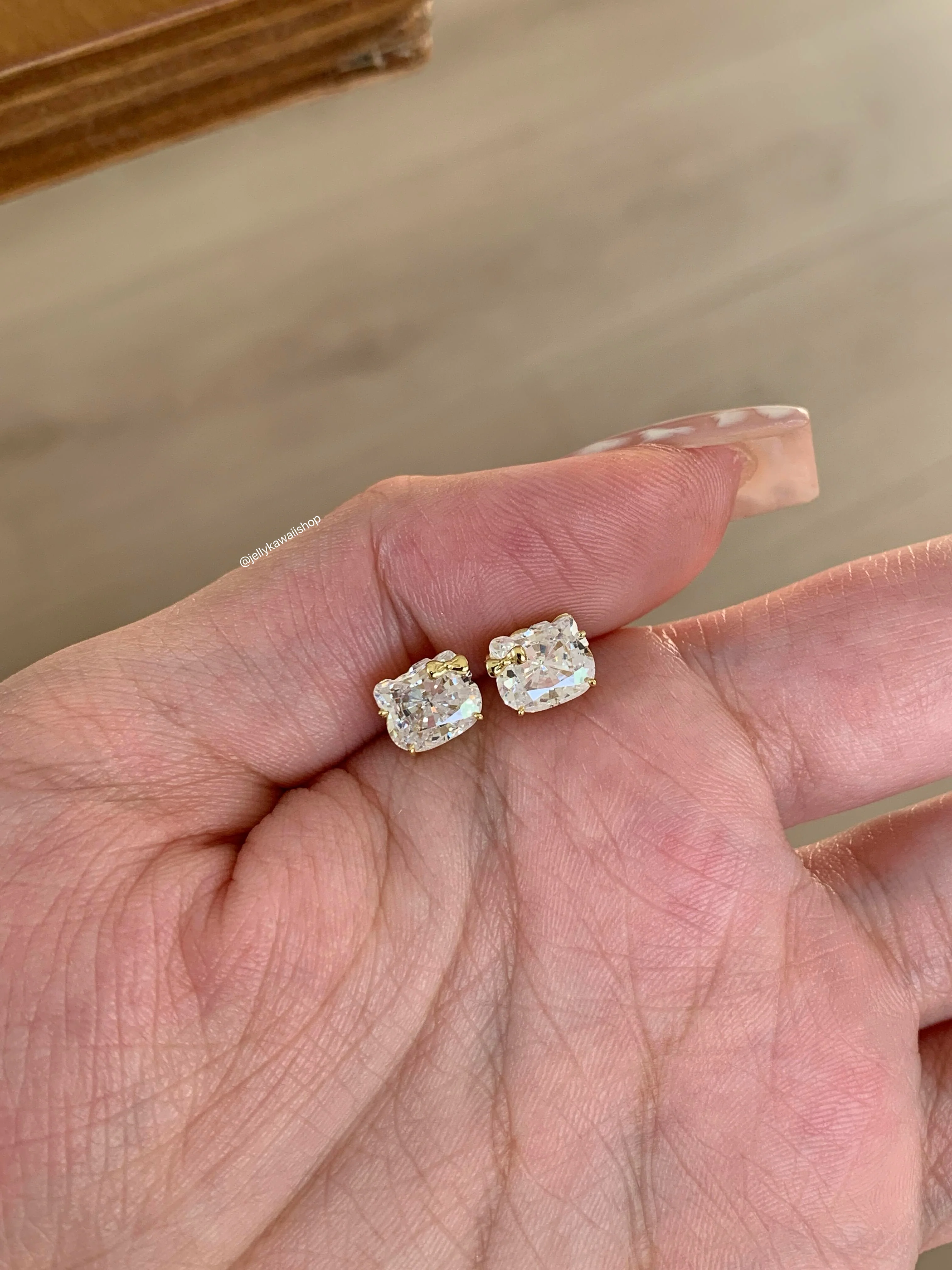 Hellokitty Shaped Rhinestone Cute Earrings 2PCS