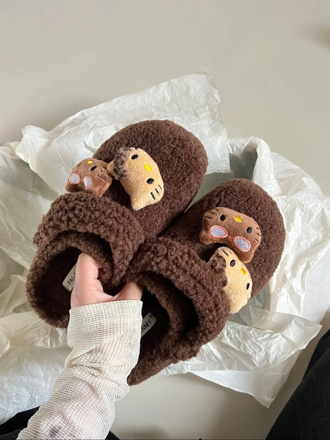 Hellokitty Fuzzy Plush Clogs Fluffy Winter House Shoes Indoor and Outdoor