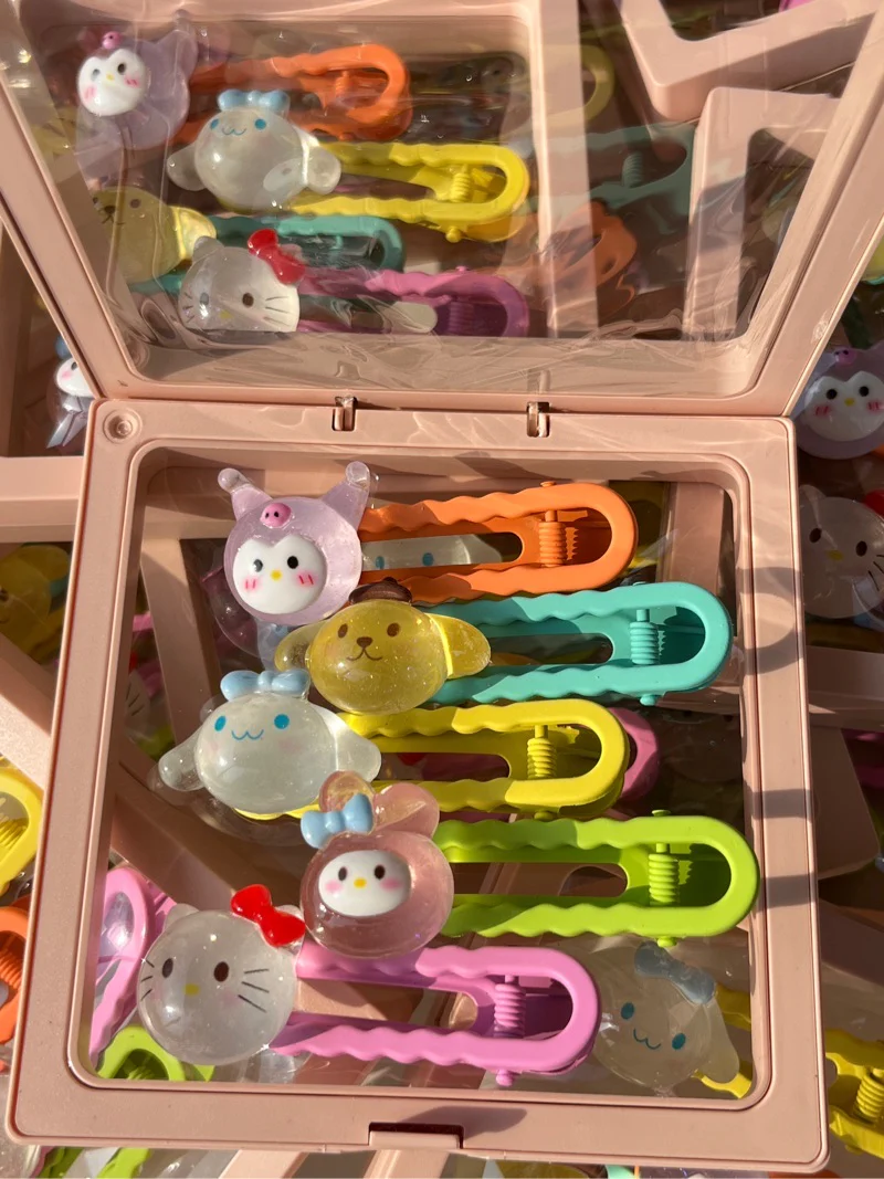 Sanrio clips | 5 Count (Pack of 1)