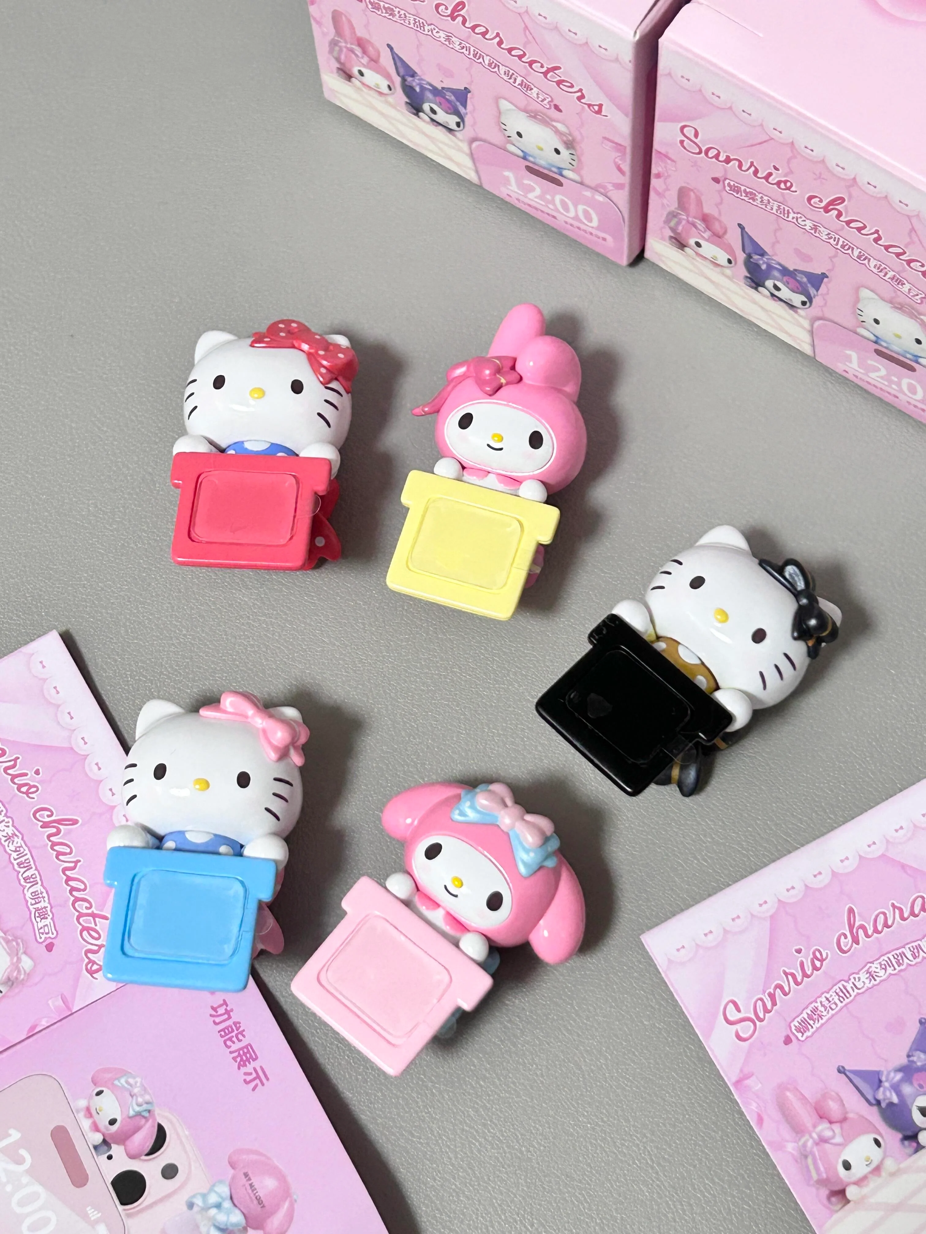 Sanrio Hippers Mini Figure Bowtie Sweetheart Party Blind Box