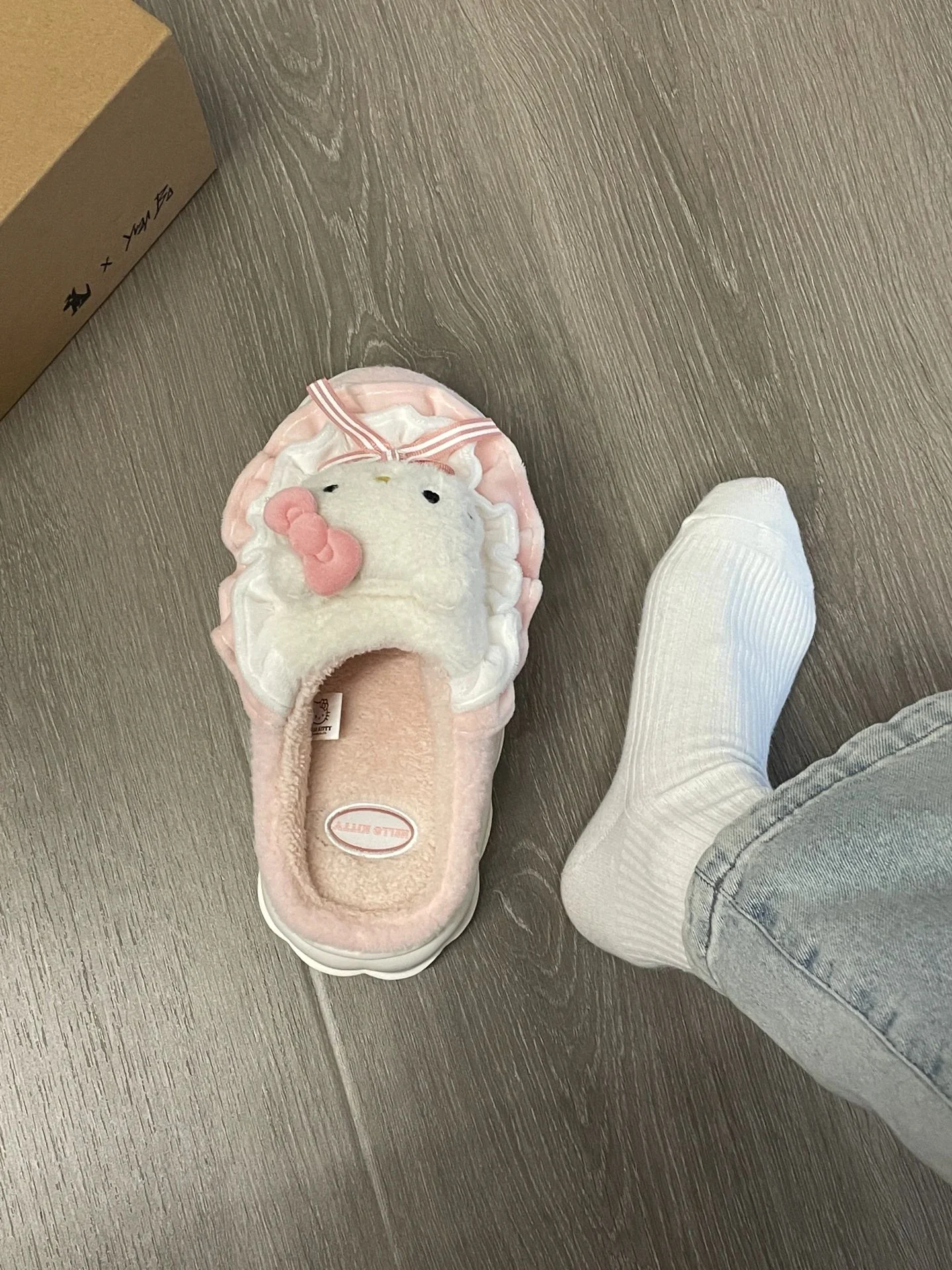 KT Fuzzy Fluffy Slippers Women Kawaii Slippers for Women Fluffy Kawaii House Slippers Cute Slippers