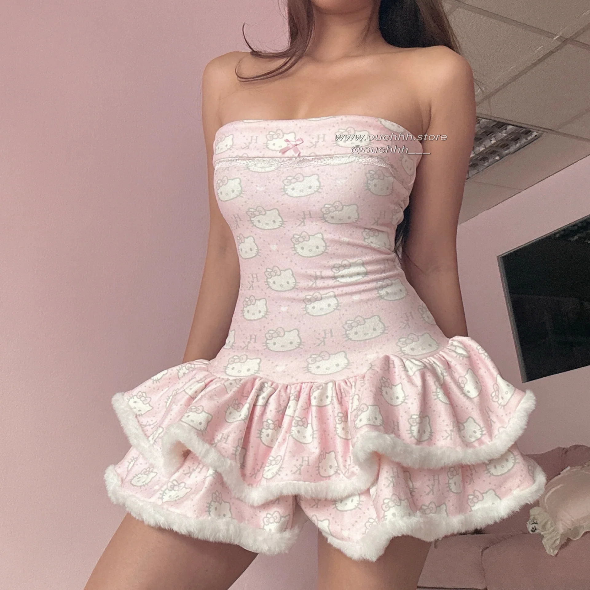 No Restock-Pink Royal Kitty Hourglass Fur Trim Tube Mini Dress