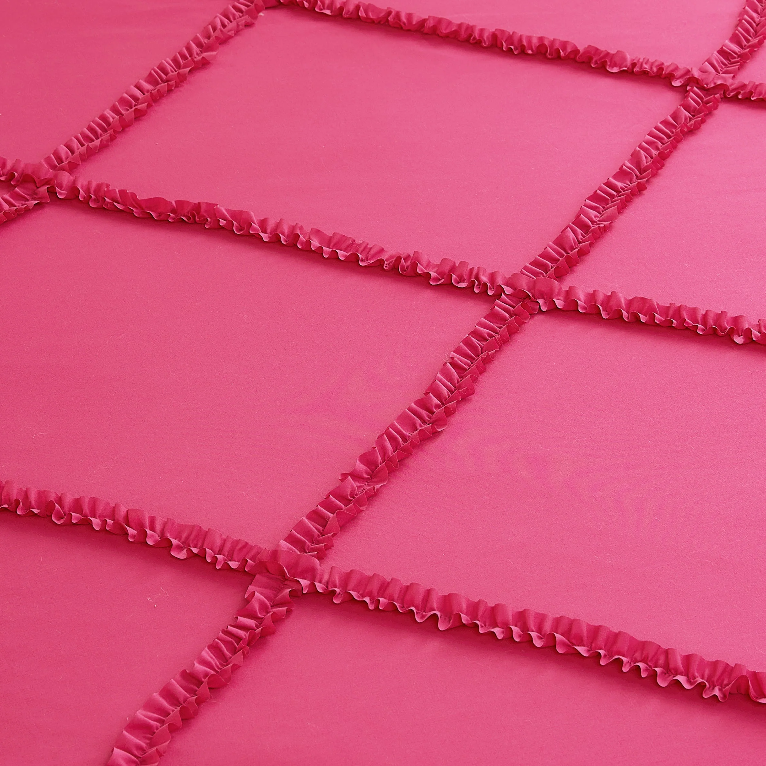 Diamond Ruffle Comforter Set