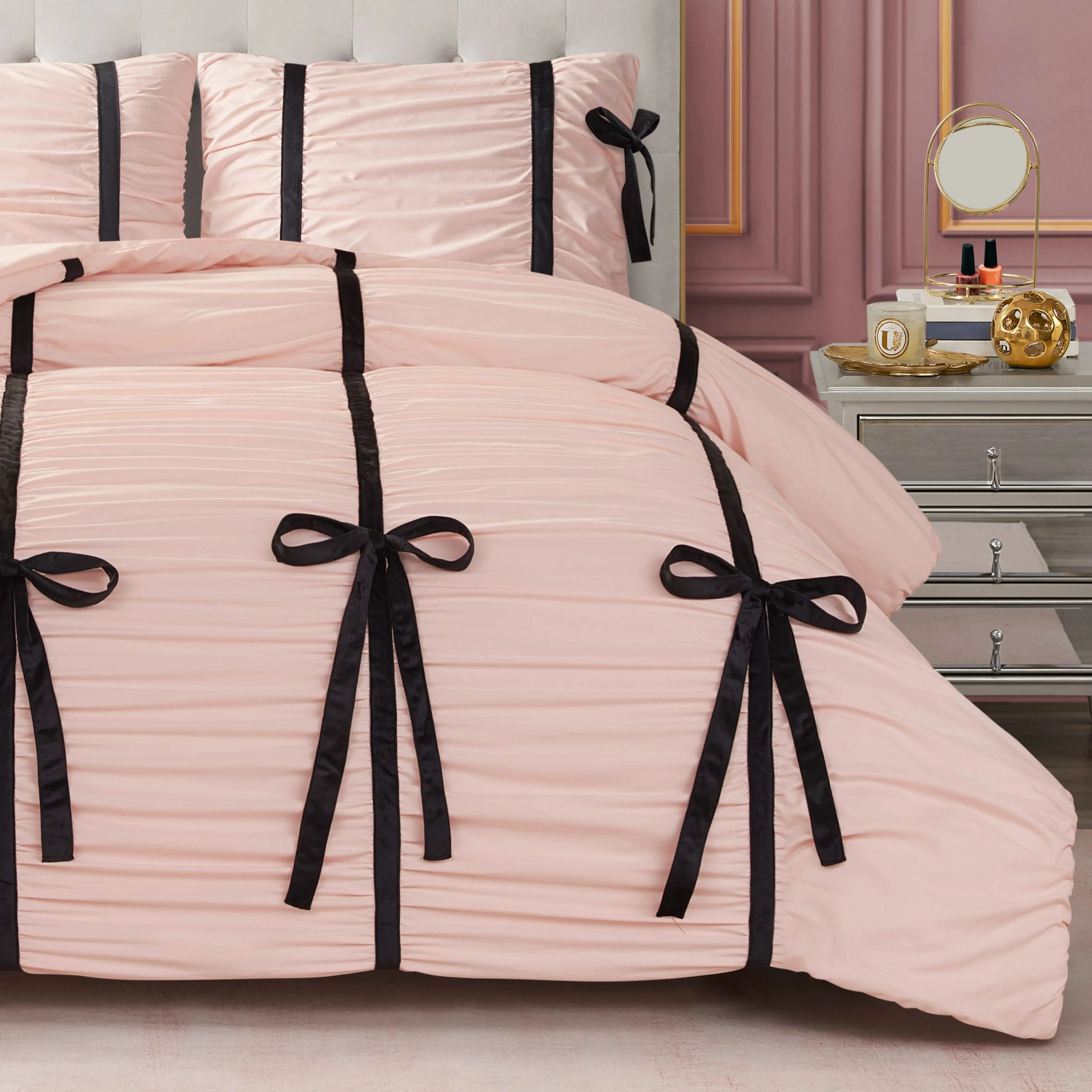 Amelie Bows Ruched Comforter Set