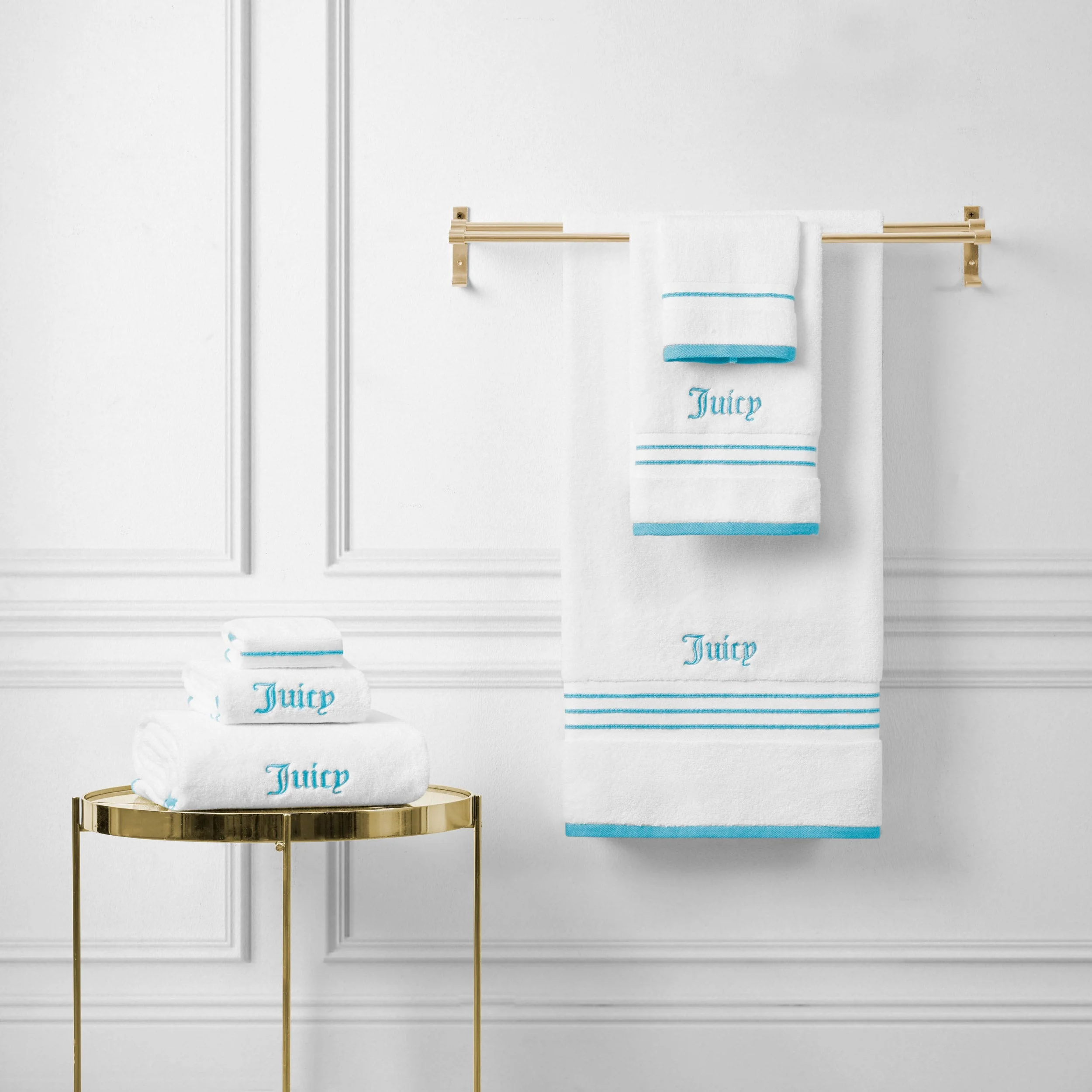 Neon Border Bath Towel Set