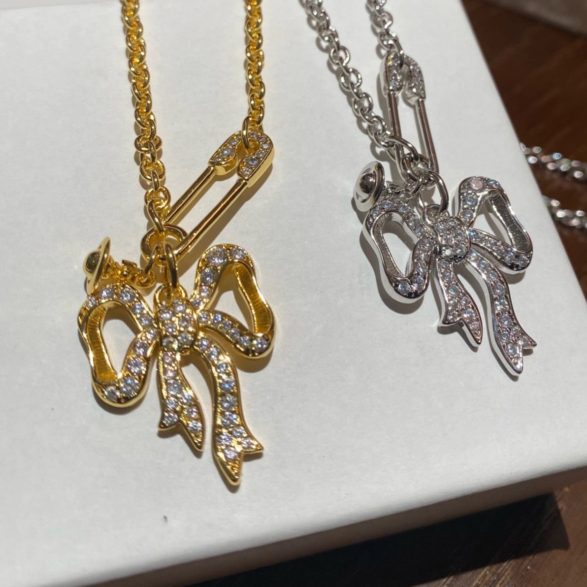 LILITH Pendant Necklace