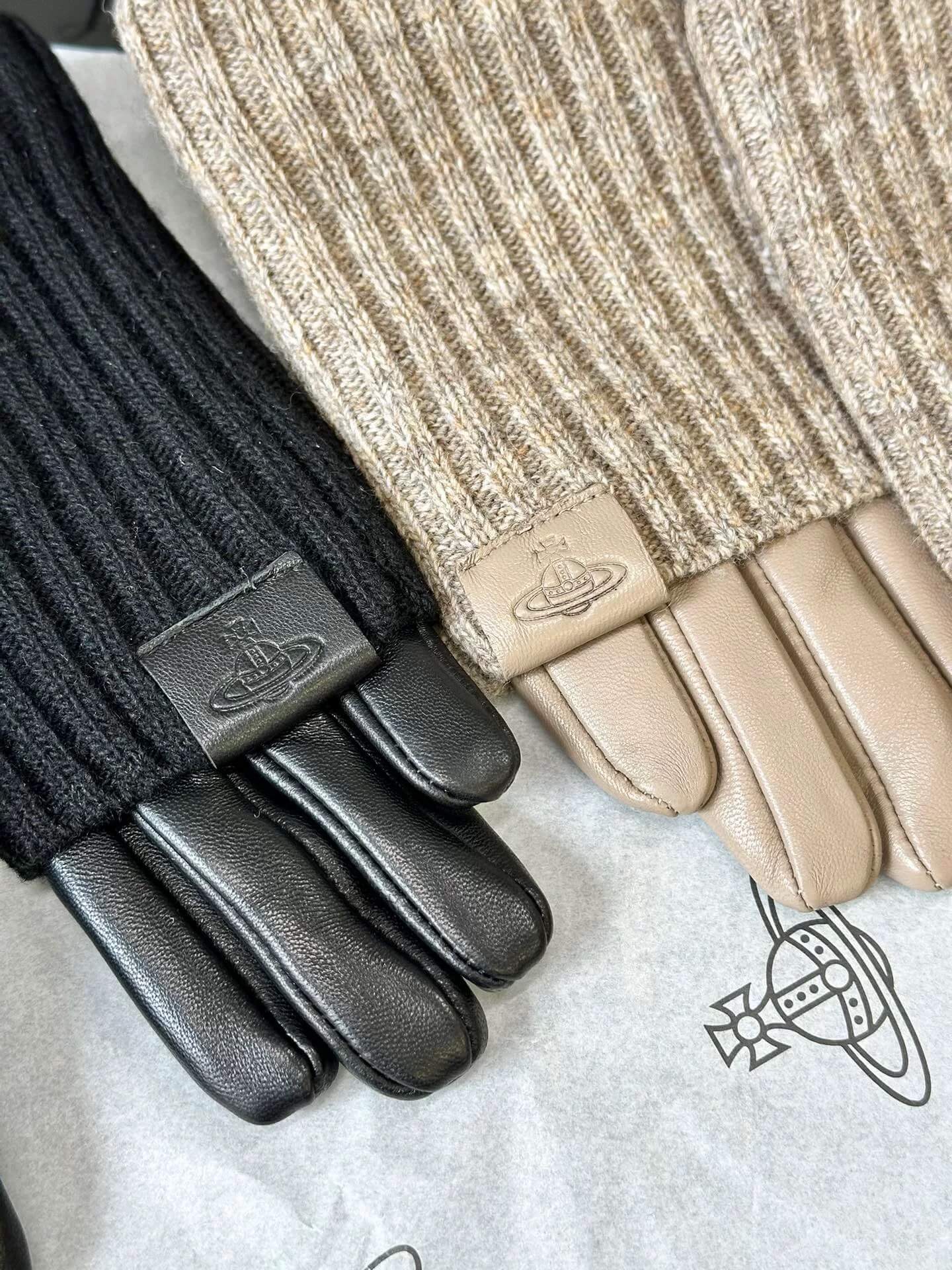 Leather Wool Saturn Mitten