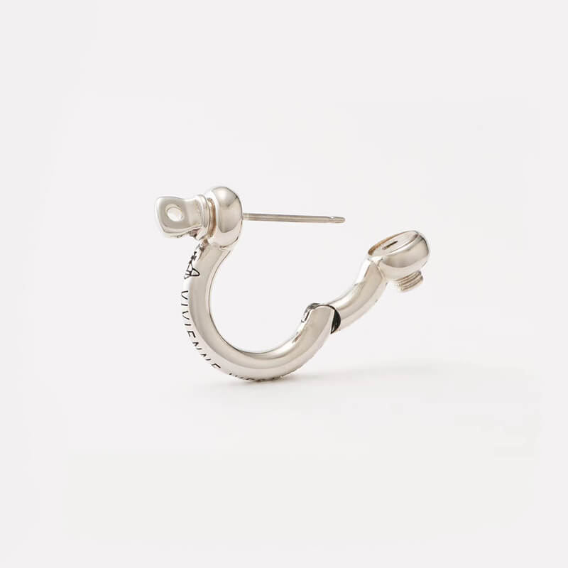 3 Colors MINERVA Screwed Alphabet Earrings