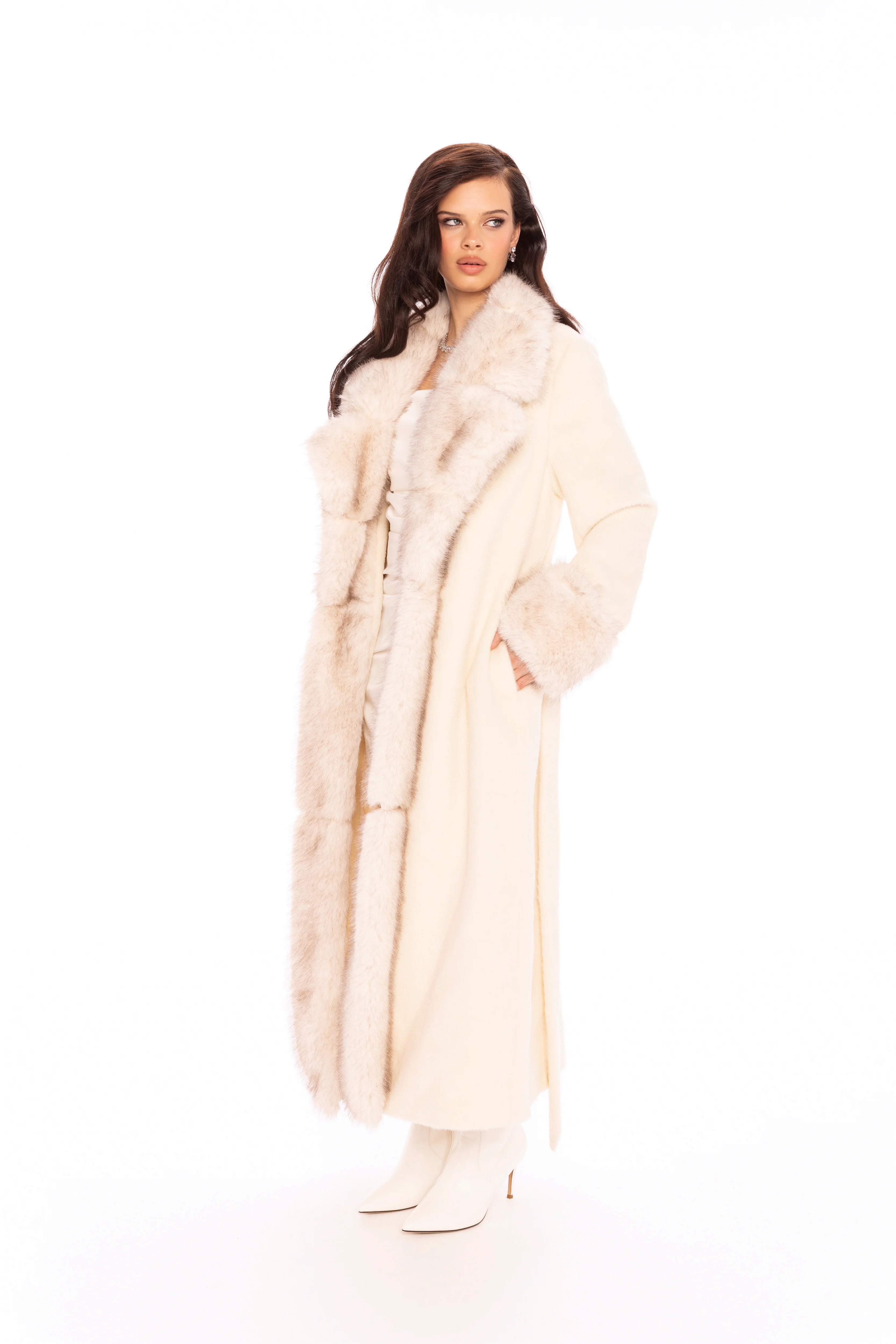 Adriana Faux Fur Coat (Off-White)