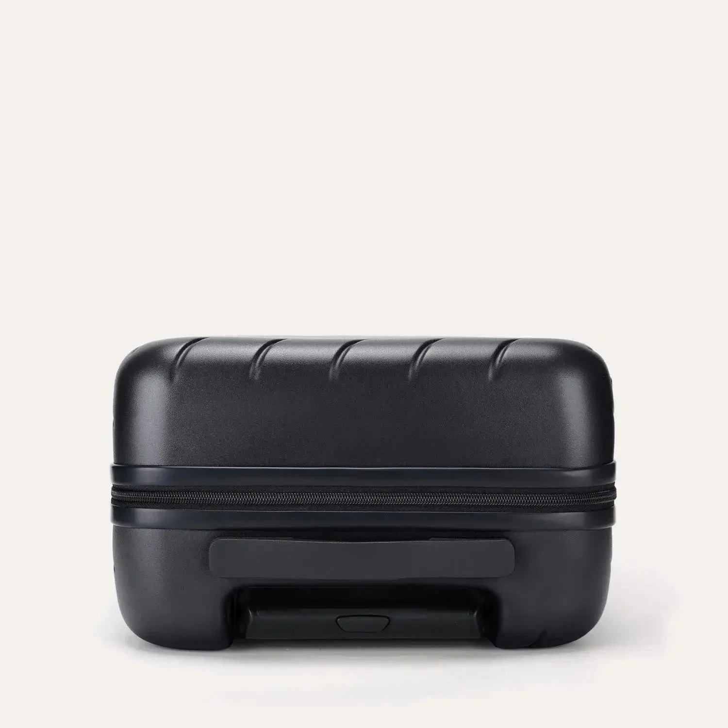 Daren 16-20 Inch Lightweight Hardside Carry-On Suitcase