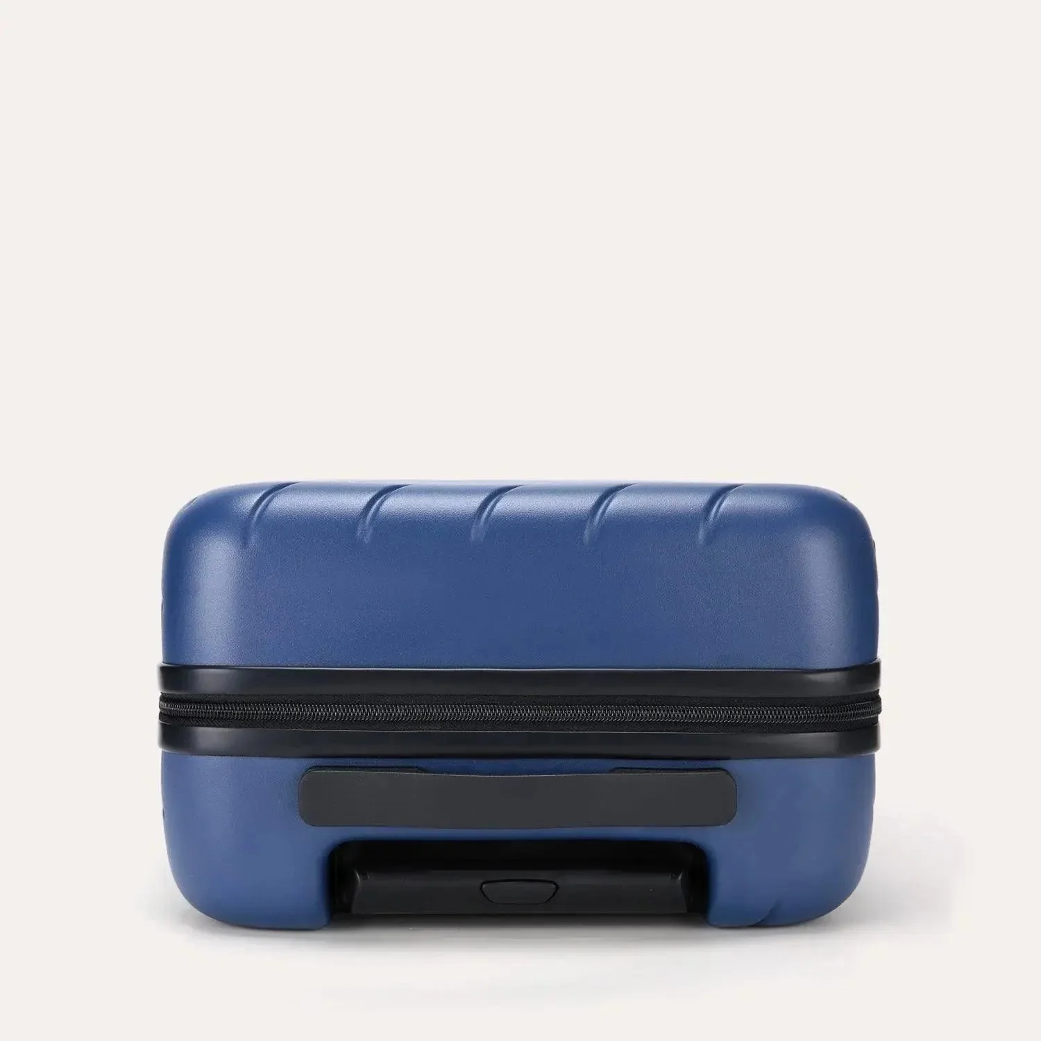 Daren 16-20 Inch Lightweight Hardside Carry-On Suitcase