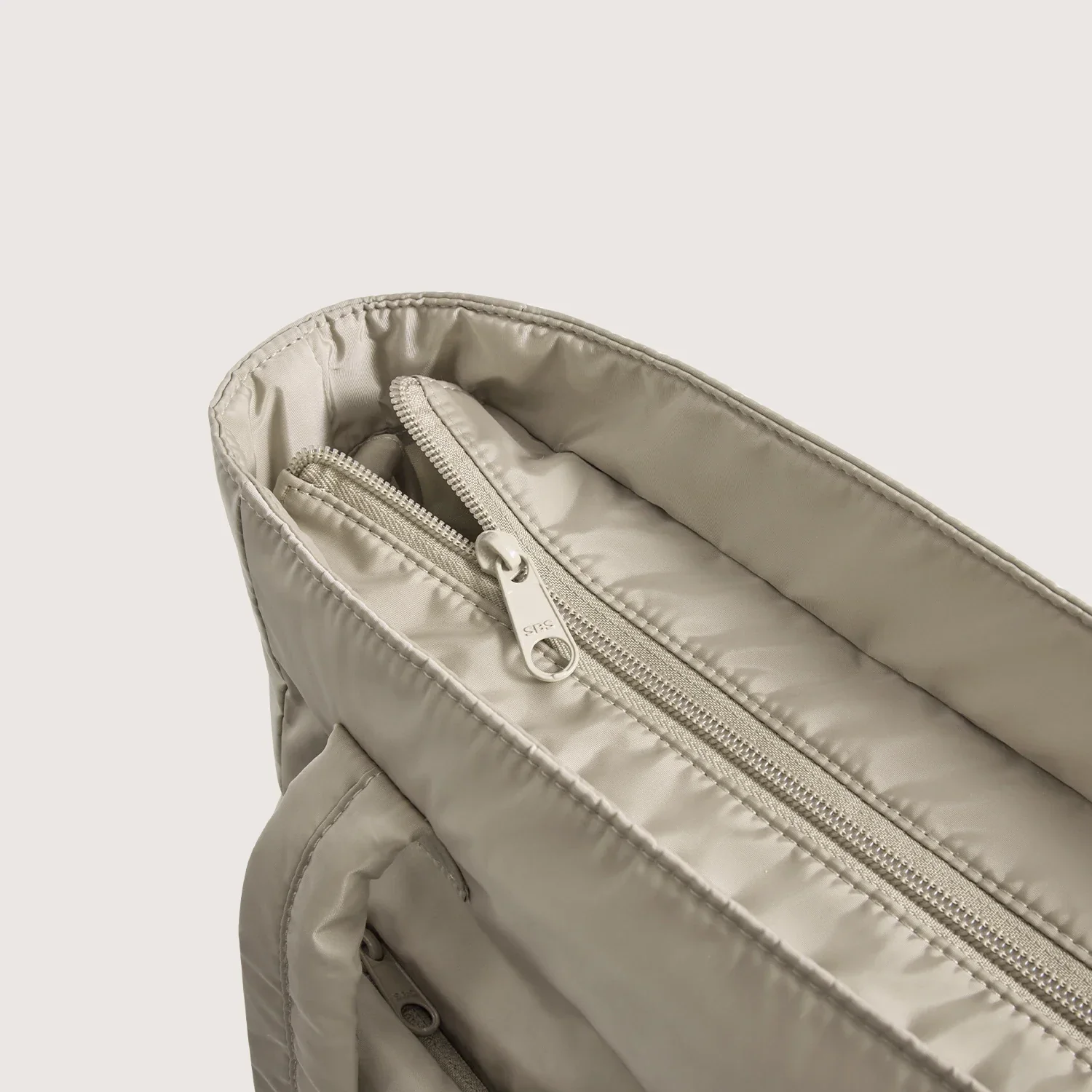 Bubble 21L Puffy Tote