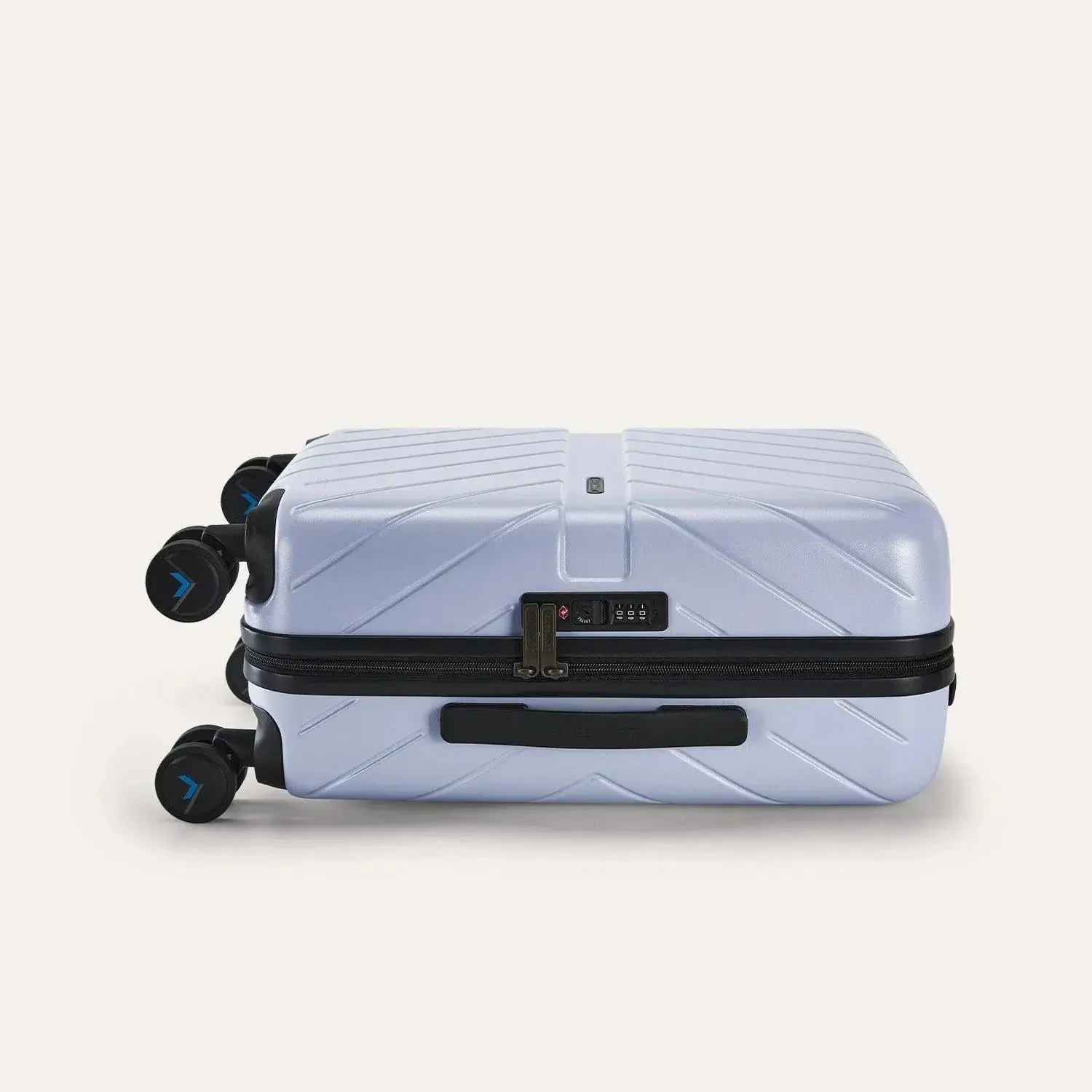 Daren 16-20 Inch Lightweight Hardside Carry-On Suitcase