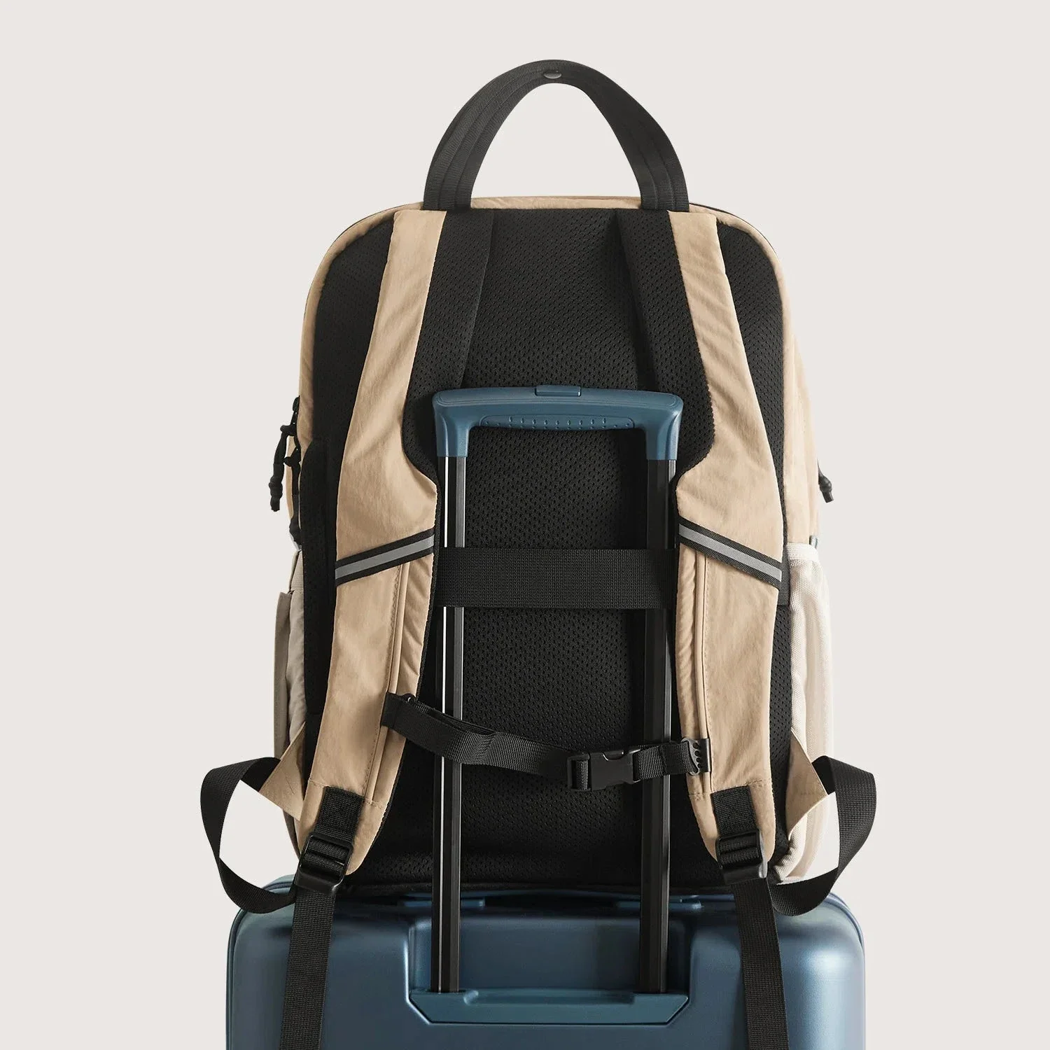 Paz 28L Backpack