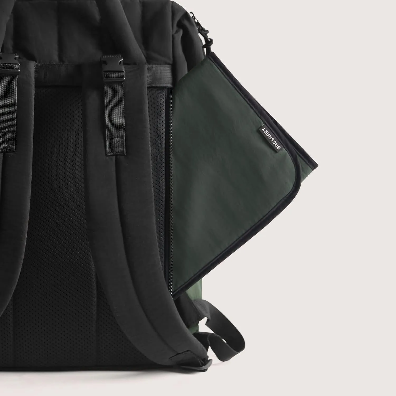 Paz 25L Diaper Backpack