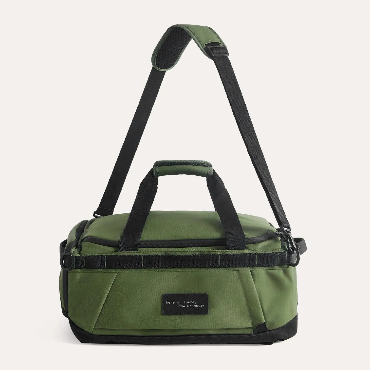 Paz 43L Duffle Backpack