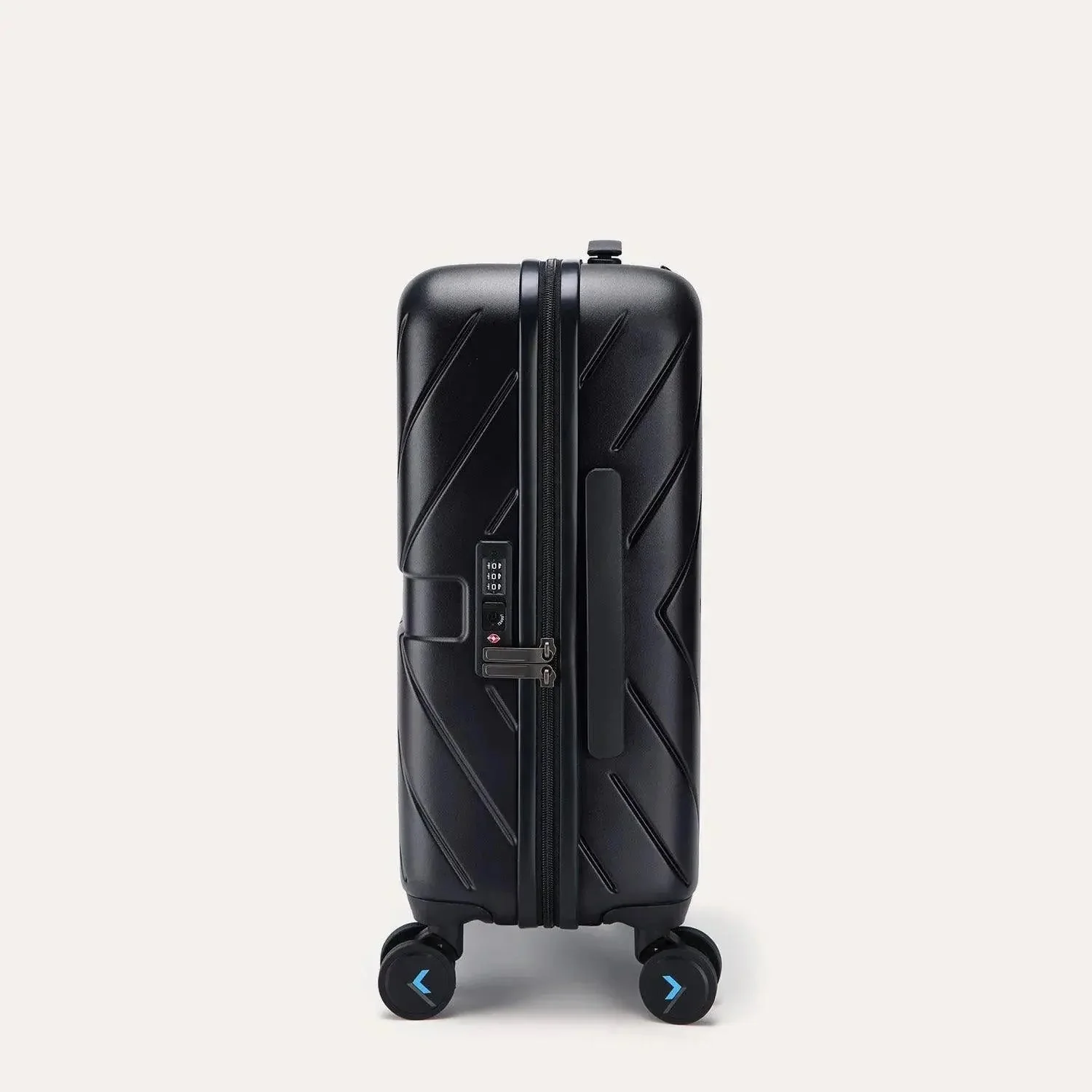 Daren 16-20 Inch Lightweight Hardside Carry-On Suitcase
