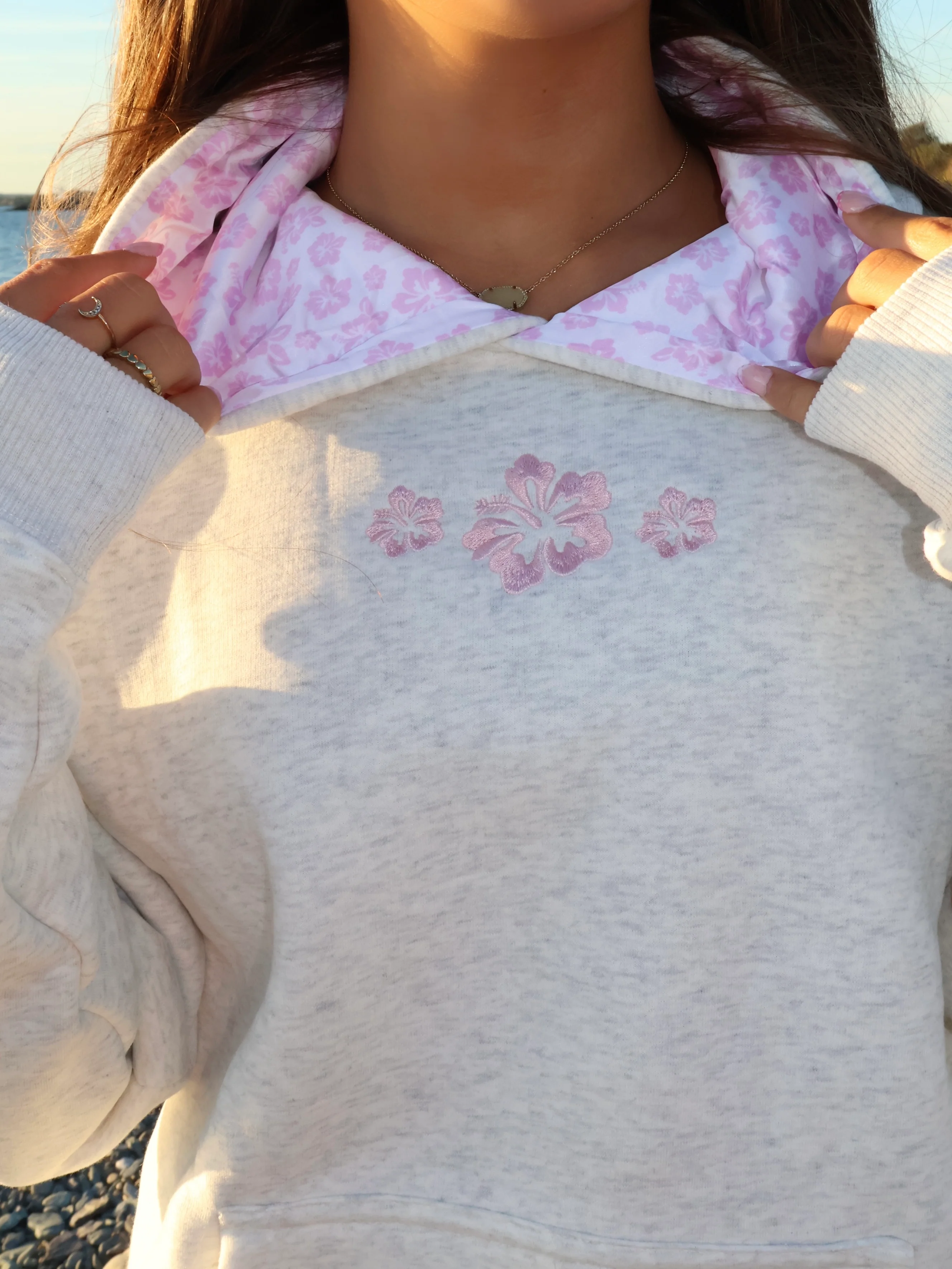 Hibiscus Hoodie in Heather Blush