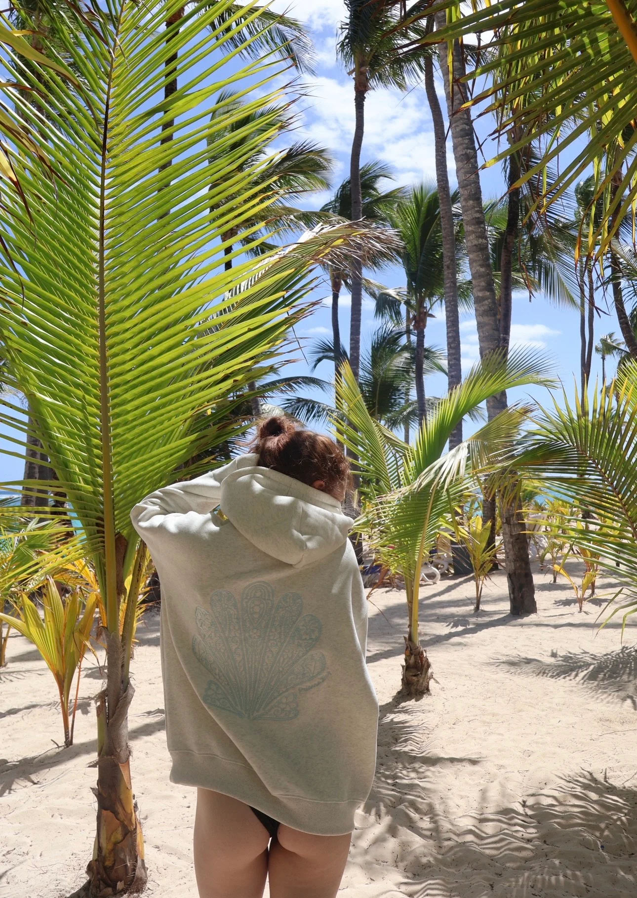 Paradise Hoodie in Heather Sky