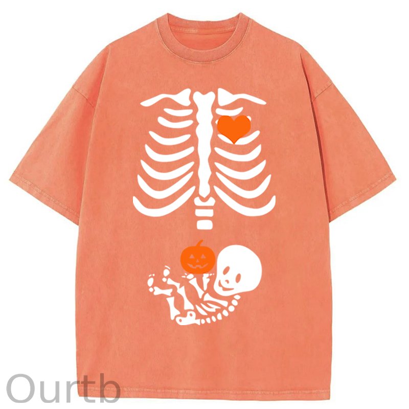 Skeleton Halloween Maternity Pregnancy Announcement Fall Mom Washed Cotton T-Shirt