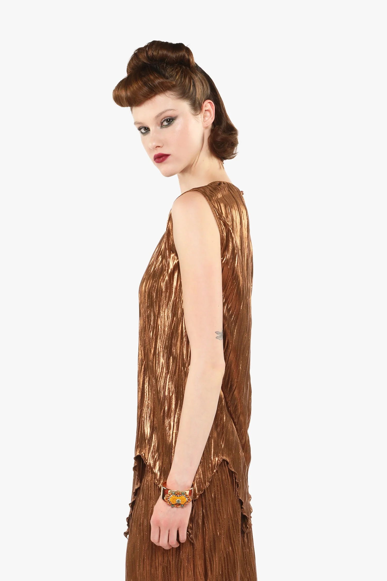 Pleats Sleeveless Top