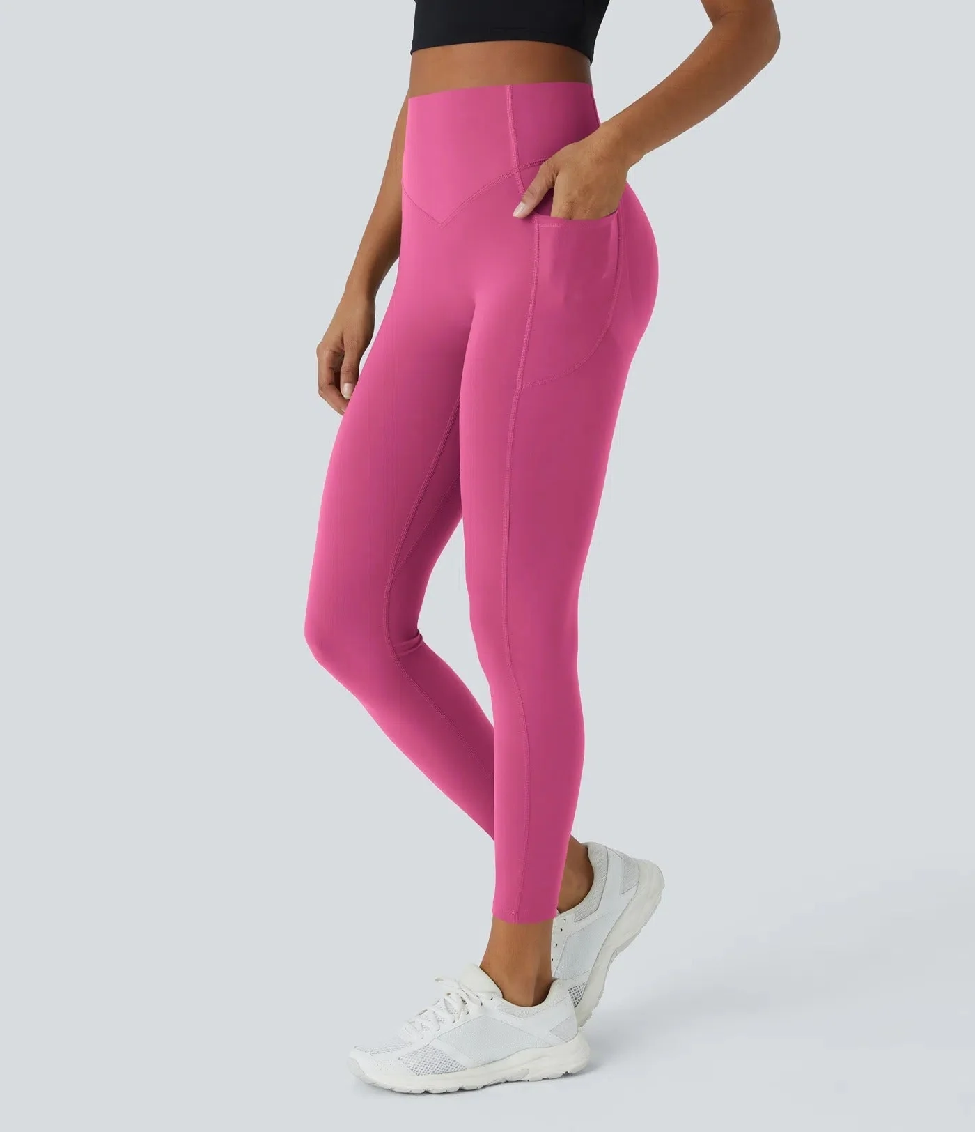 GlowLift Sculpted Leggings – Elegant Fit with Peach Effect