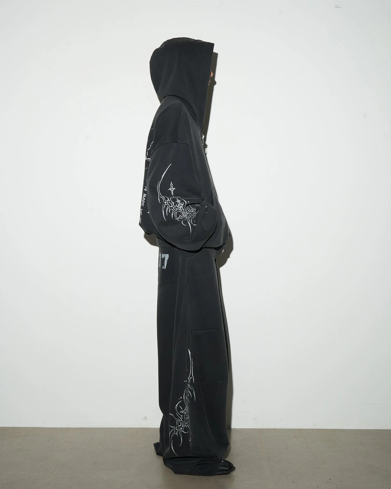 Gothic Tree Graphic Oversized Hoodie