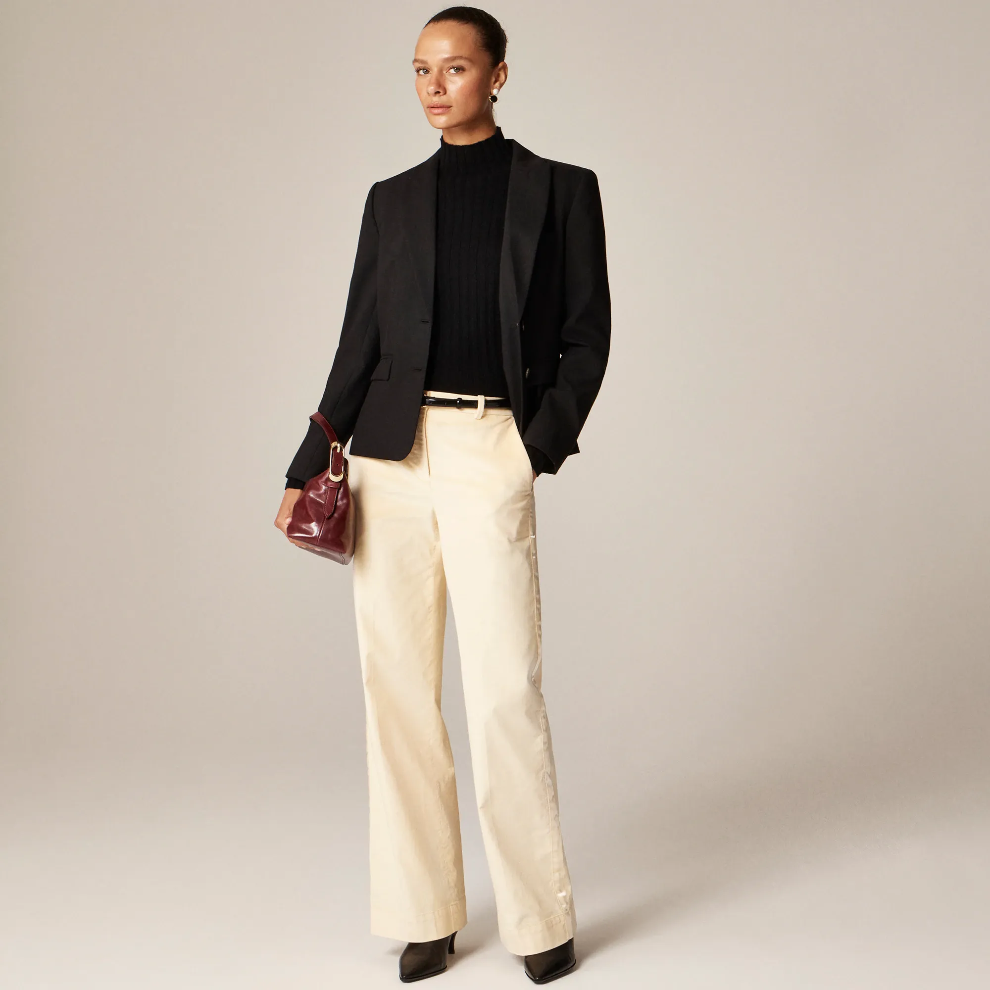 Wide-rib cashmere turtleneck sweater