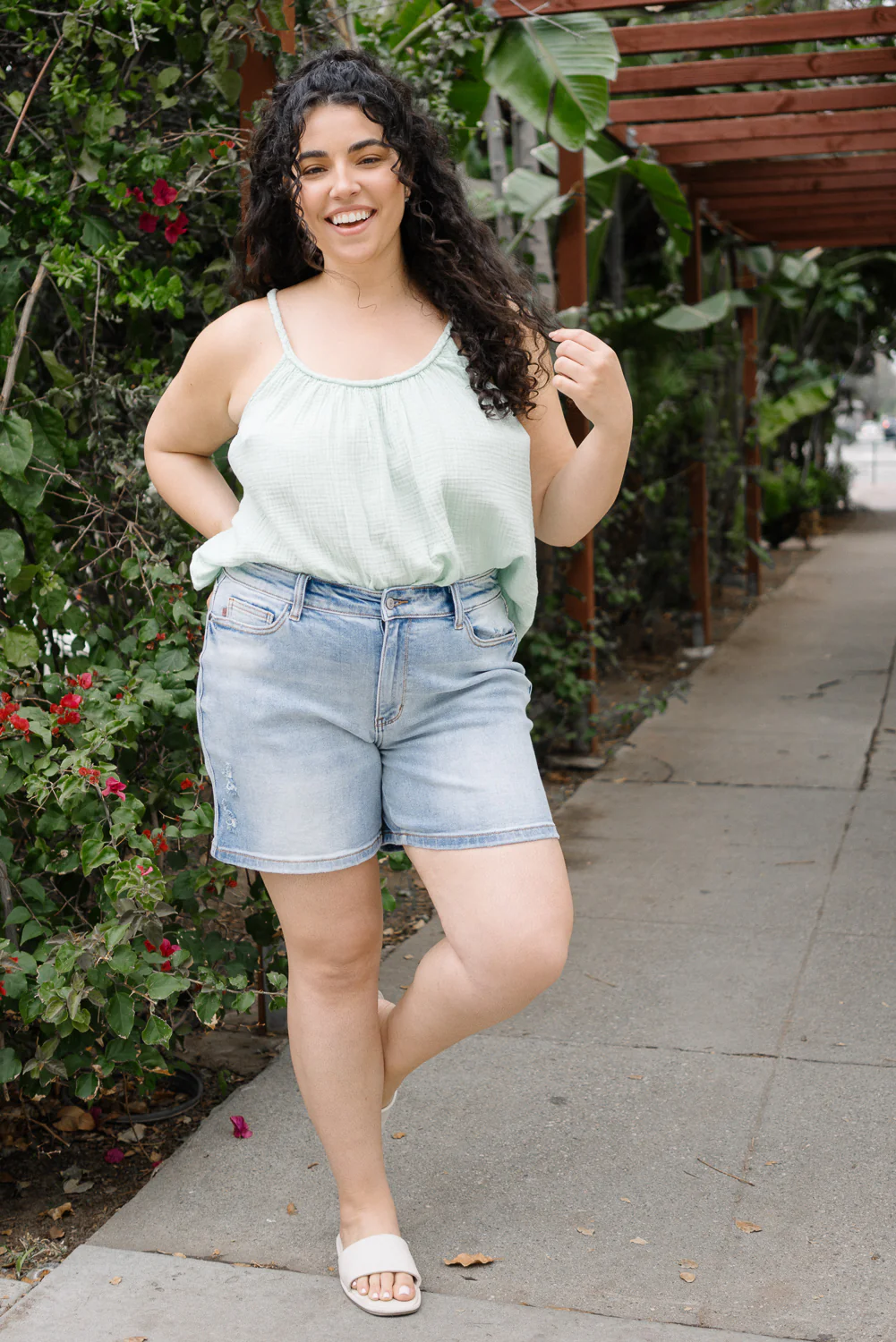 Rylie Mid Rise Vintage Wash Dad Shorts - PLUS