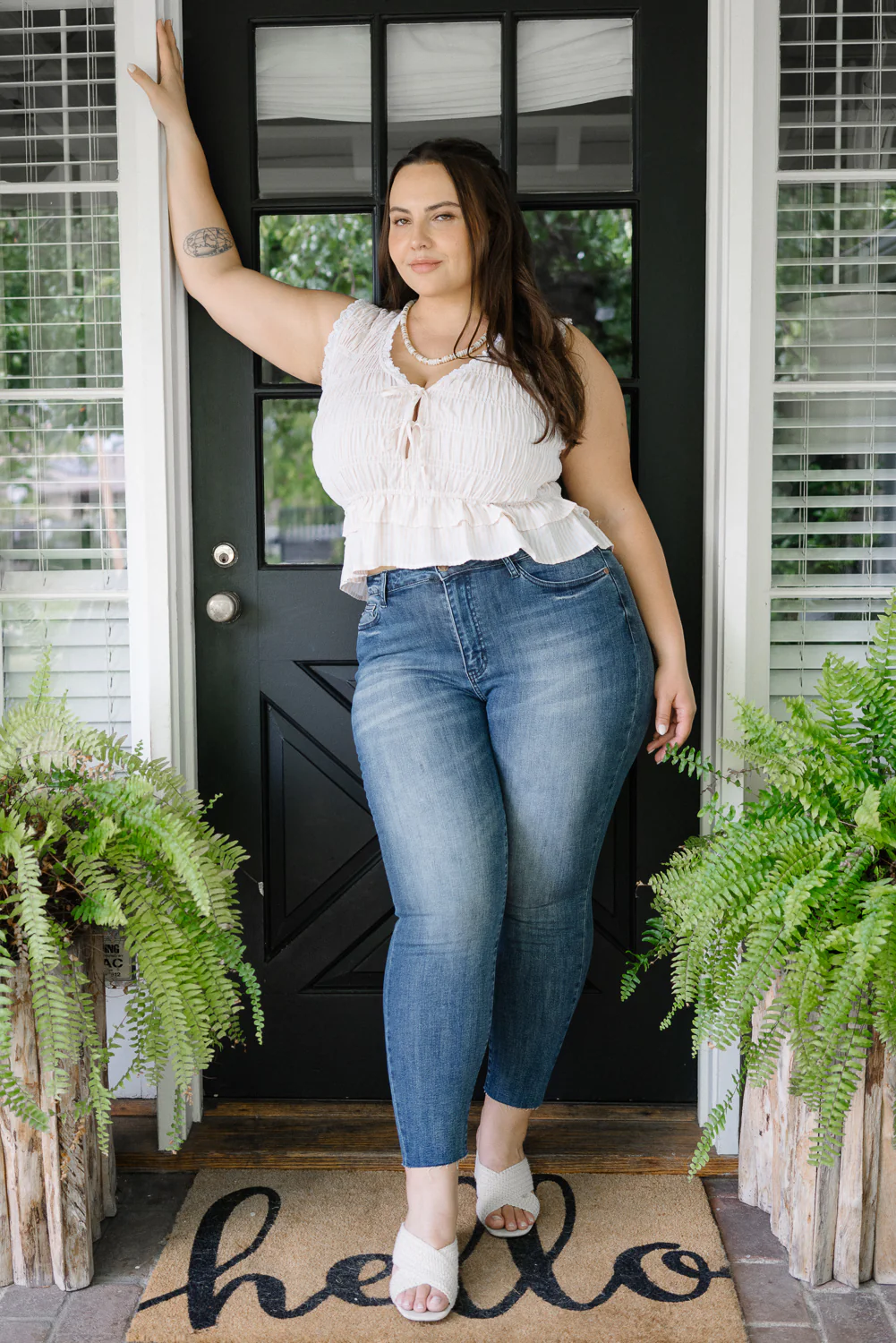 Chase High Rise Raw Hem Relaxed Fit - PLUS