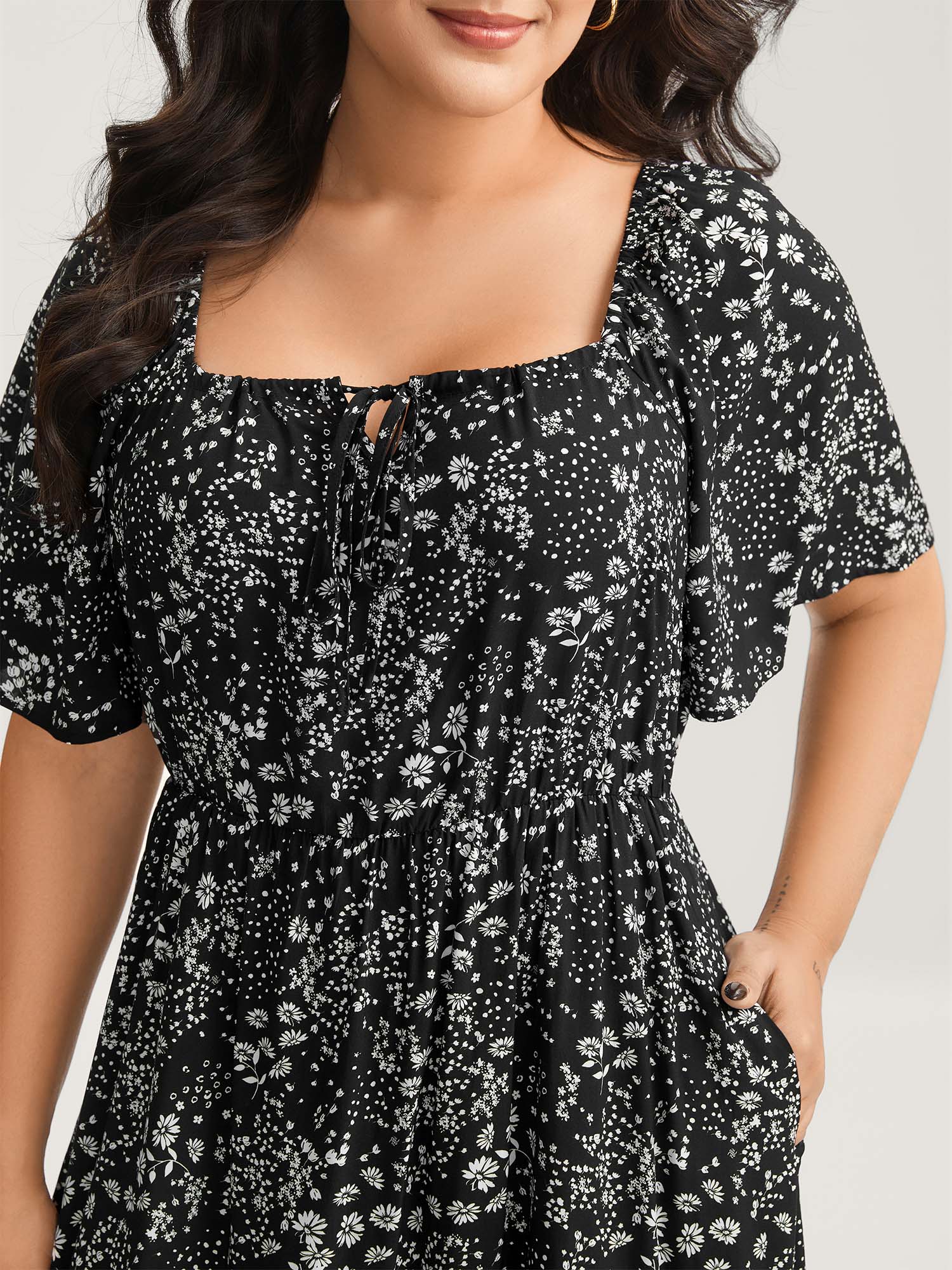 Floral Neck Drawstring Flared Sleeve Midi Dress