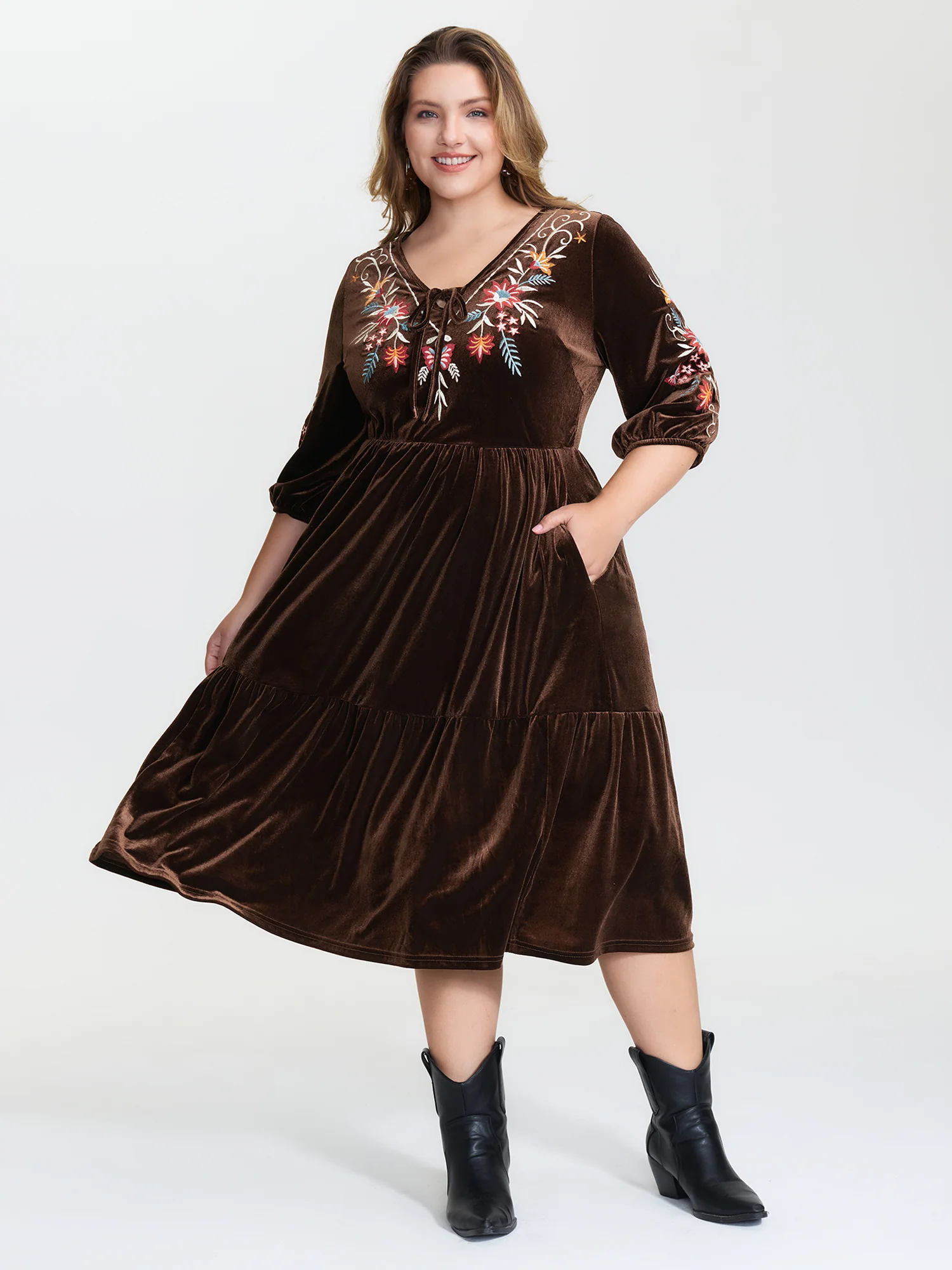 Floral Embroidered Stretchy Waist Pockets Midi Dress