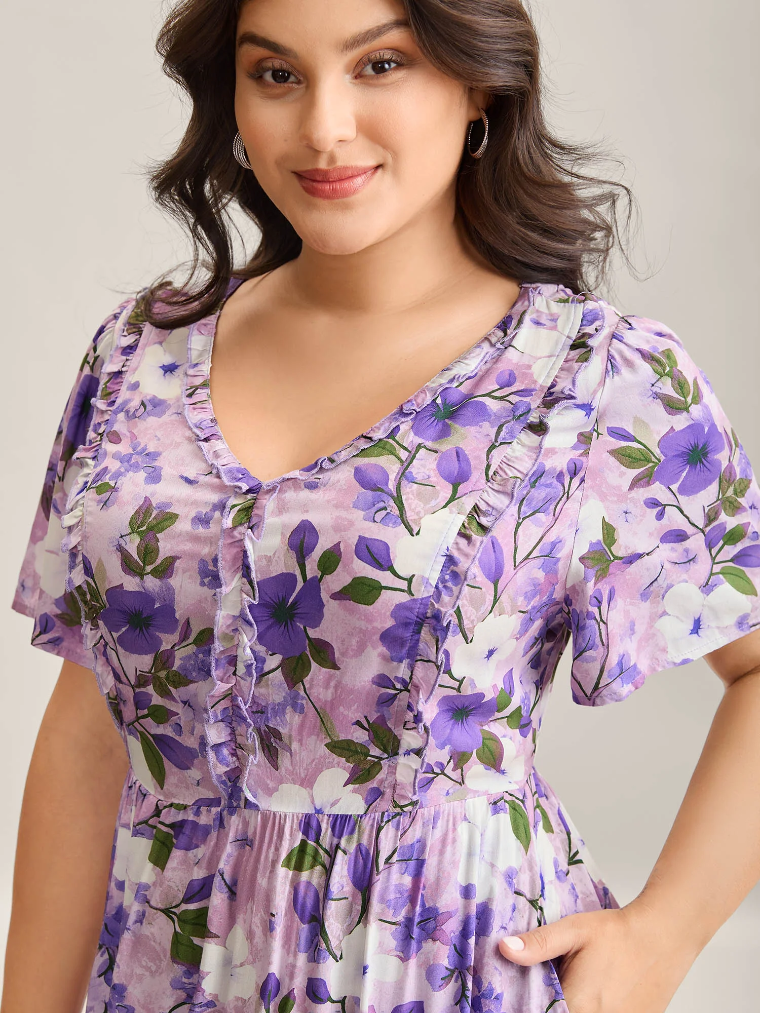 Floral Print Ruffled Neck Pockets Midi Dress