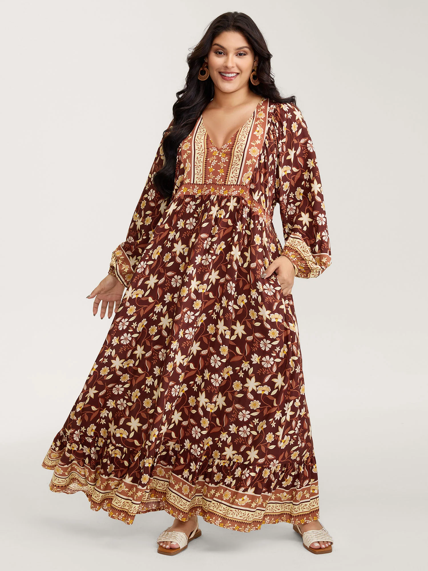 Floral Print Contrast Neckline Maxi Dress