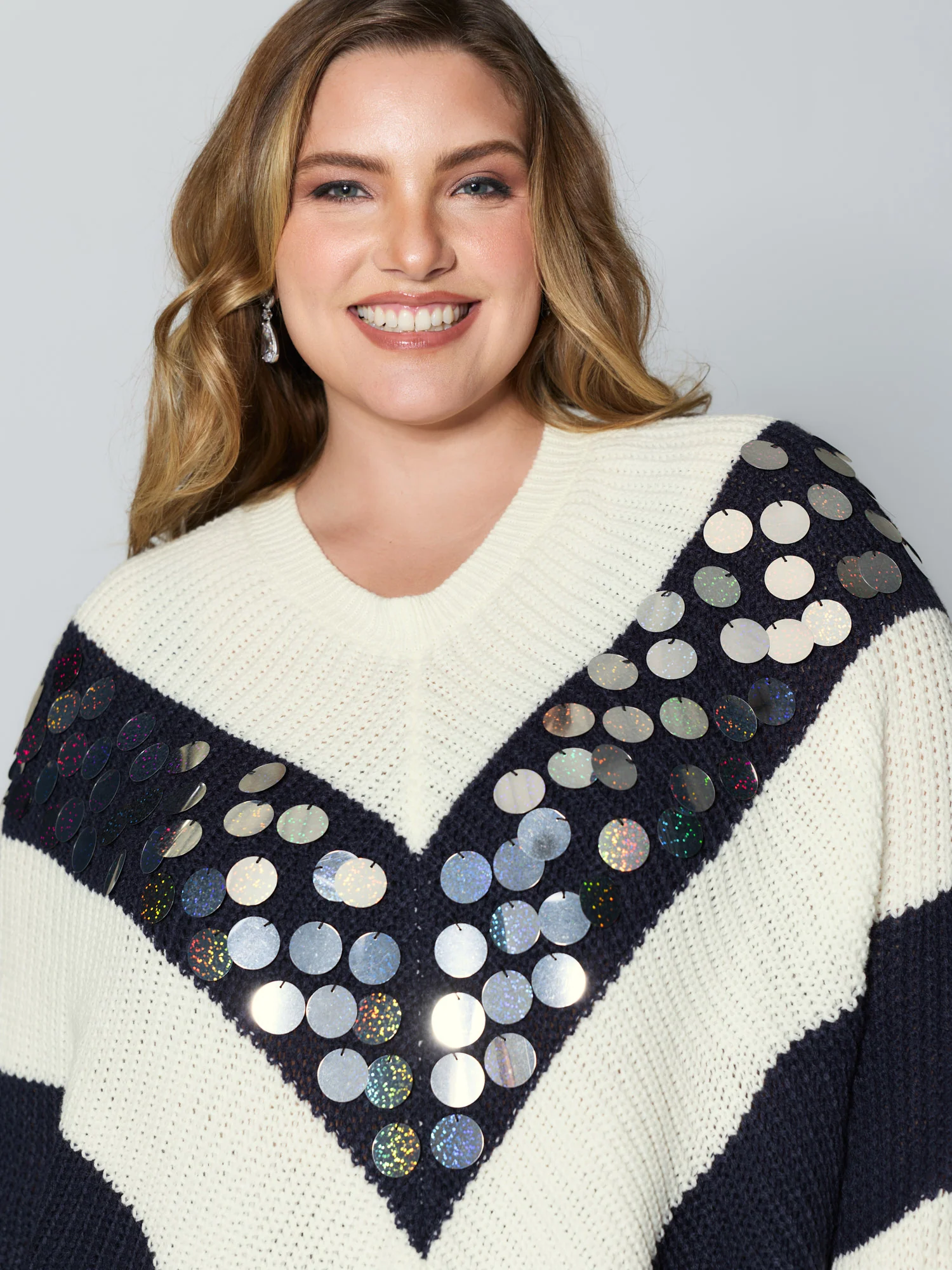 Textured Sequin Cloak Contrast Pullover